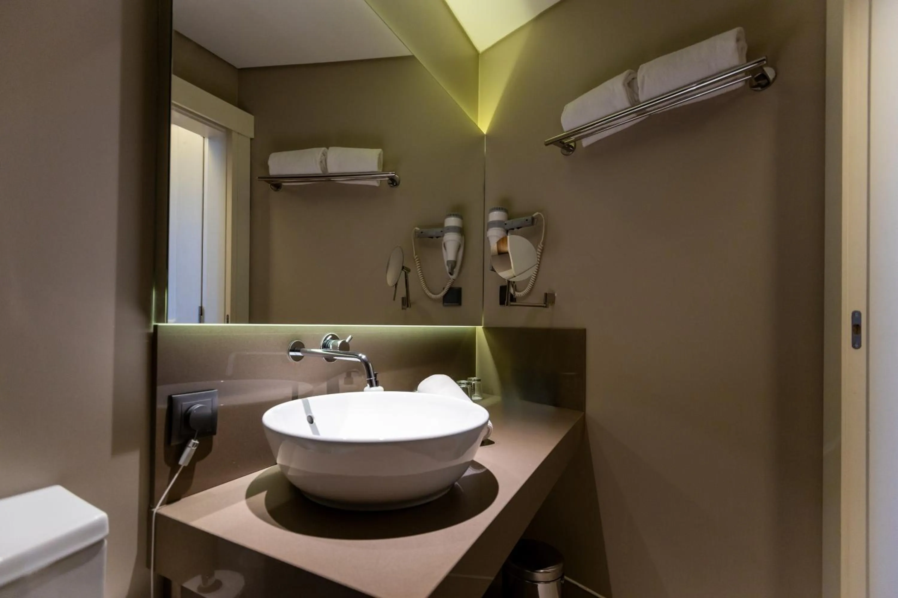 Toilet in Avenida Boutique Hotel