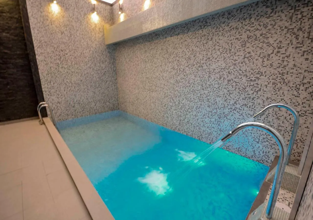  in qp Hotels Trujillo