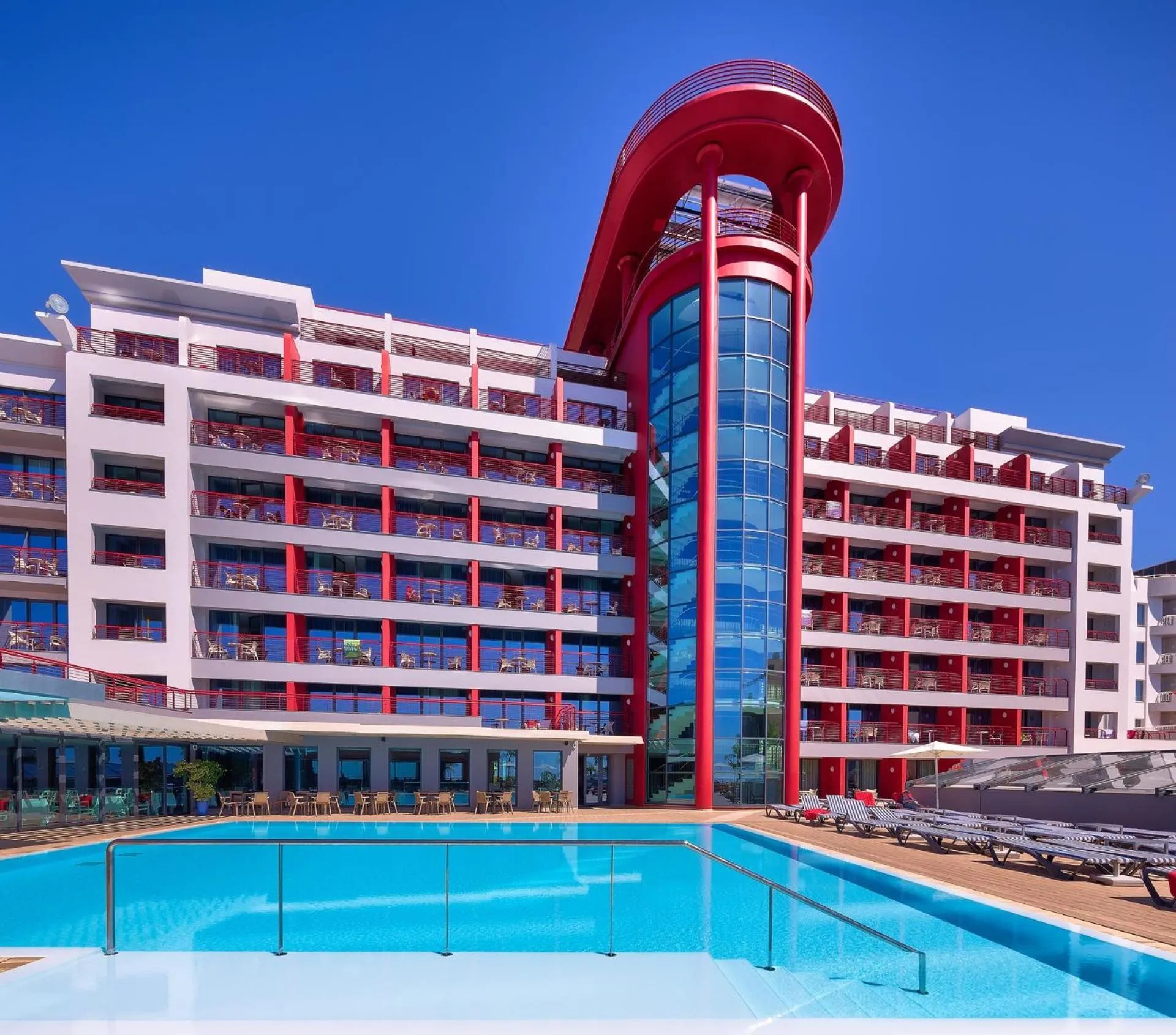 Property building in The Views Monumental