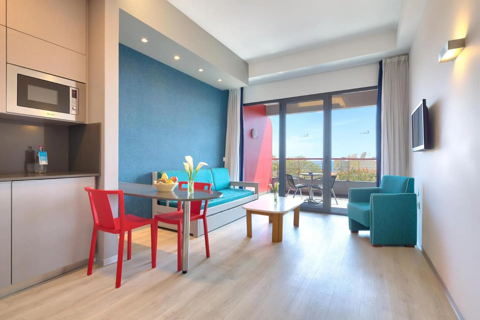 Photo of the whole room in The Views Monumental