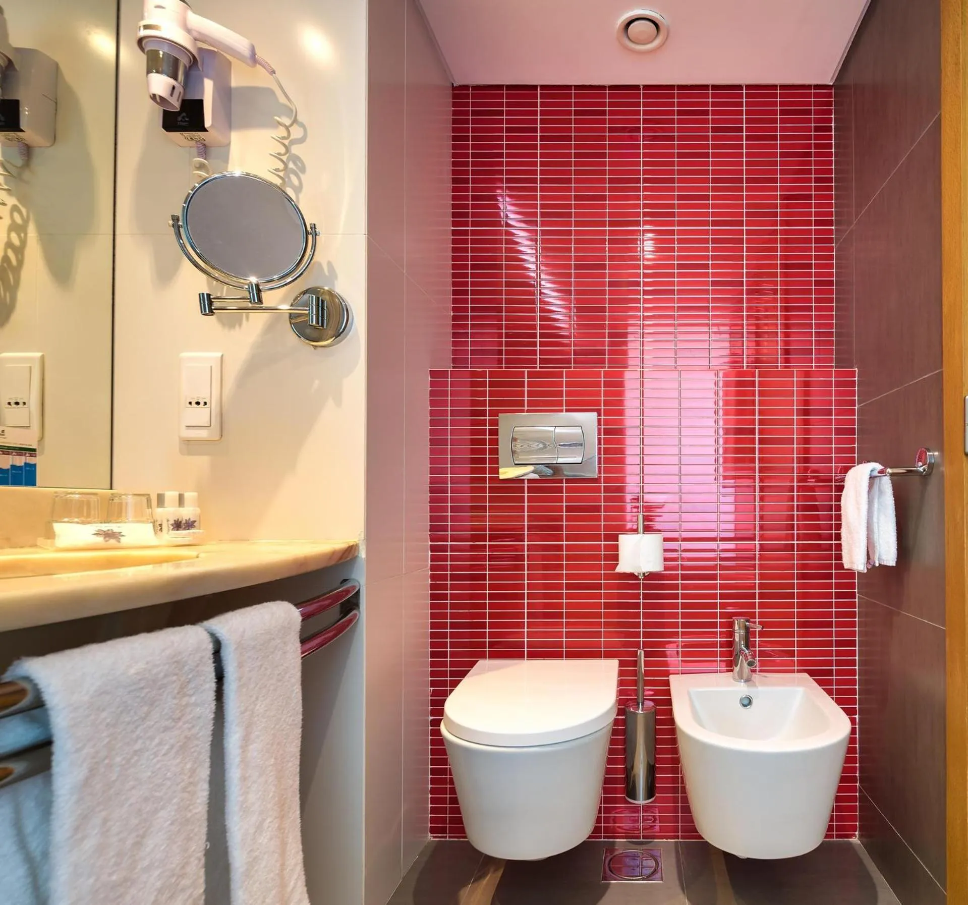 Bathroom in The Views Monumental