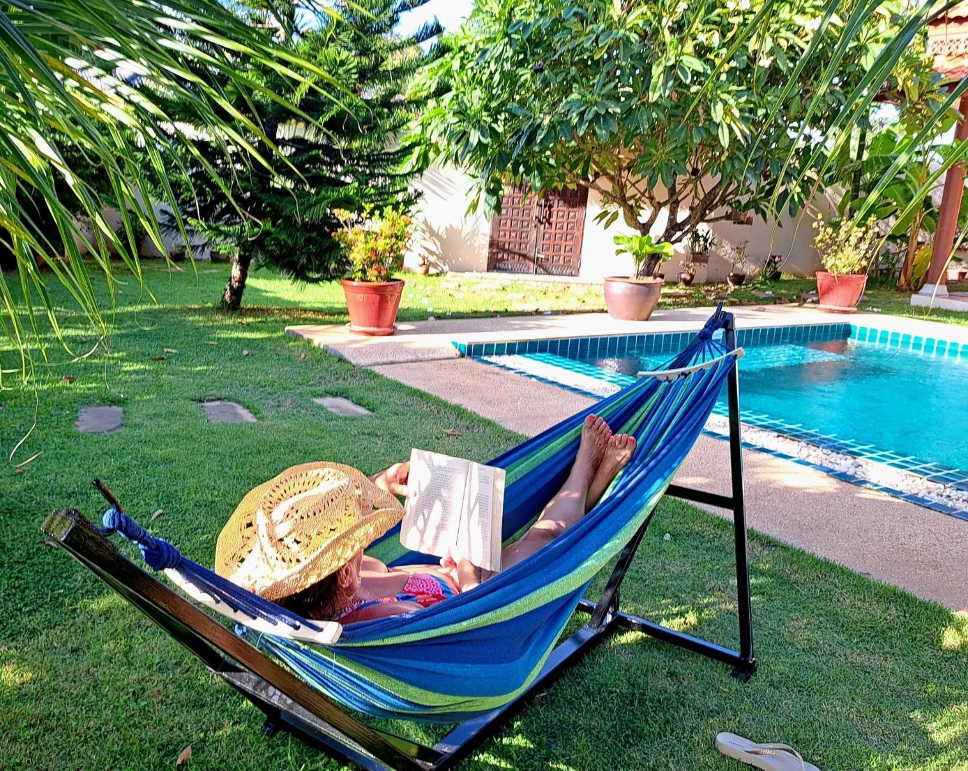 Laura's Guest House-adult only-