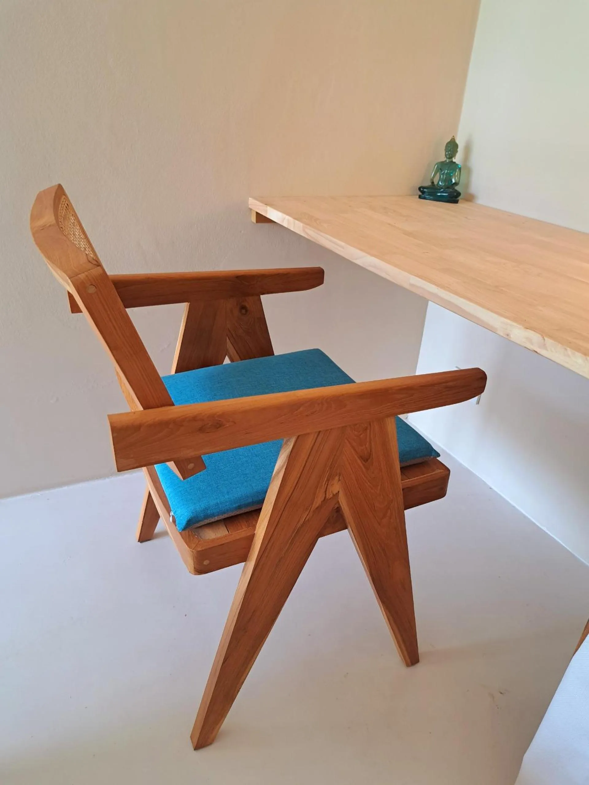 Laura's Guest House-adult only-