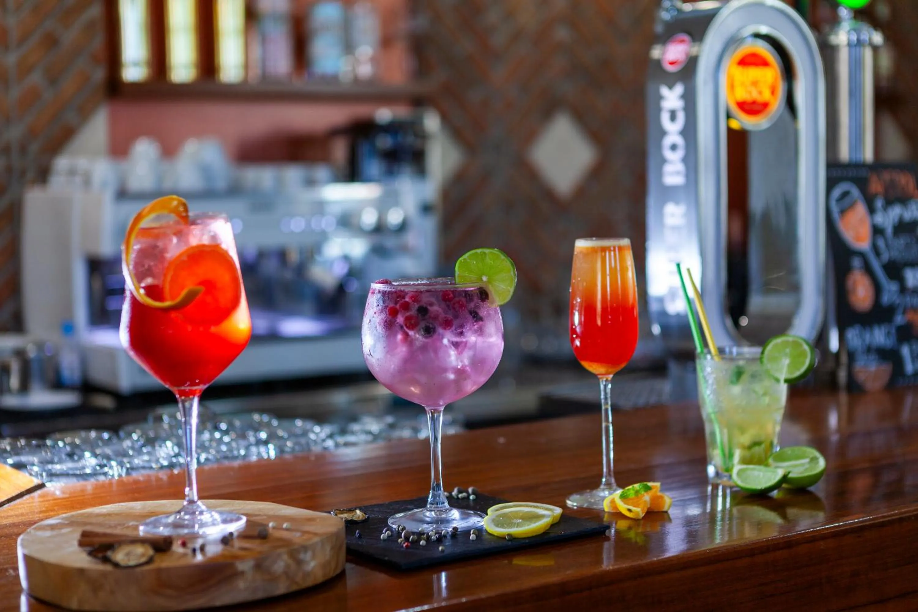 Lounge or bar in Hotel Praia Sol