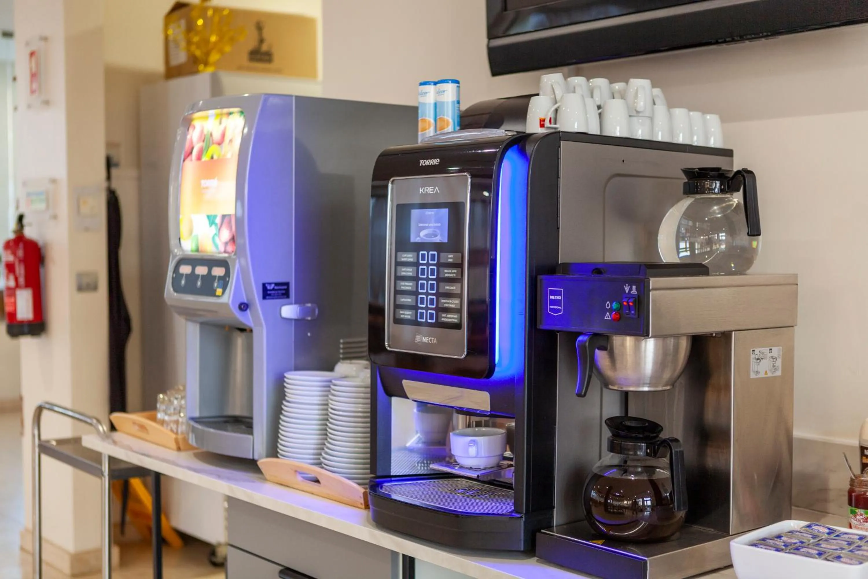Buffet breakfast in Hotel Praia Sol