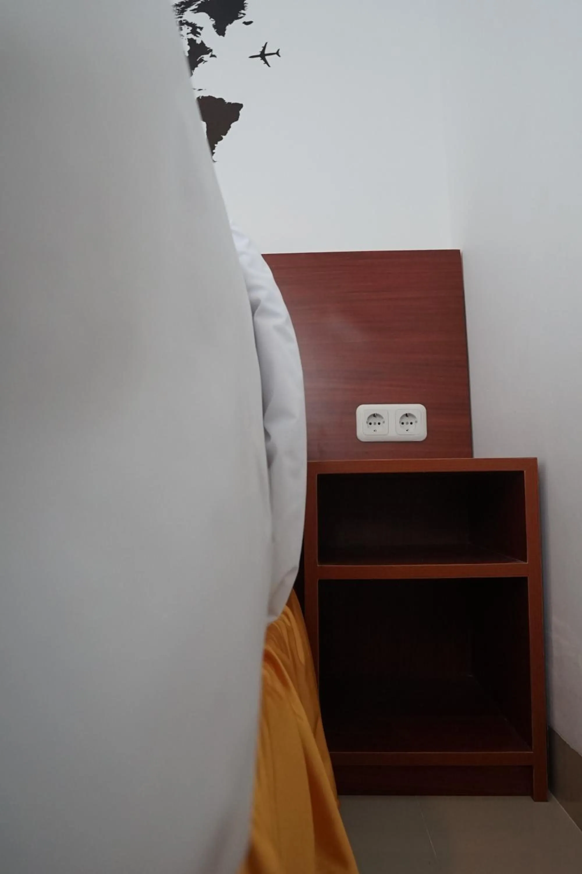 Bedroom, Bed in Cemerlang Inn