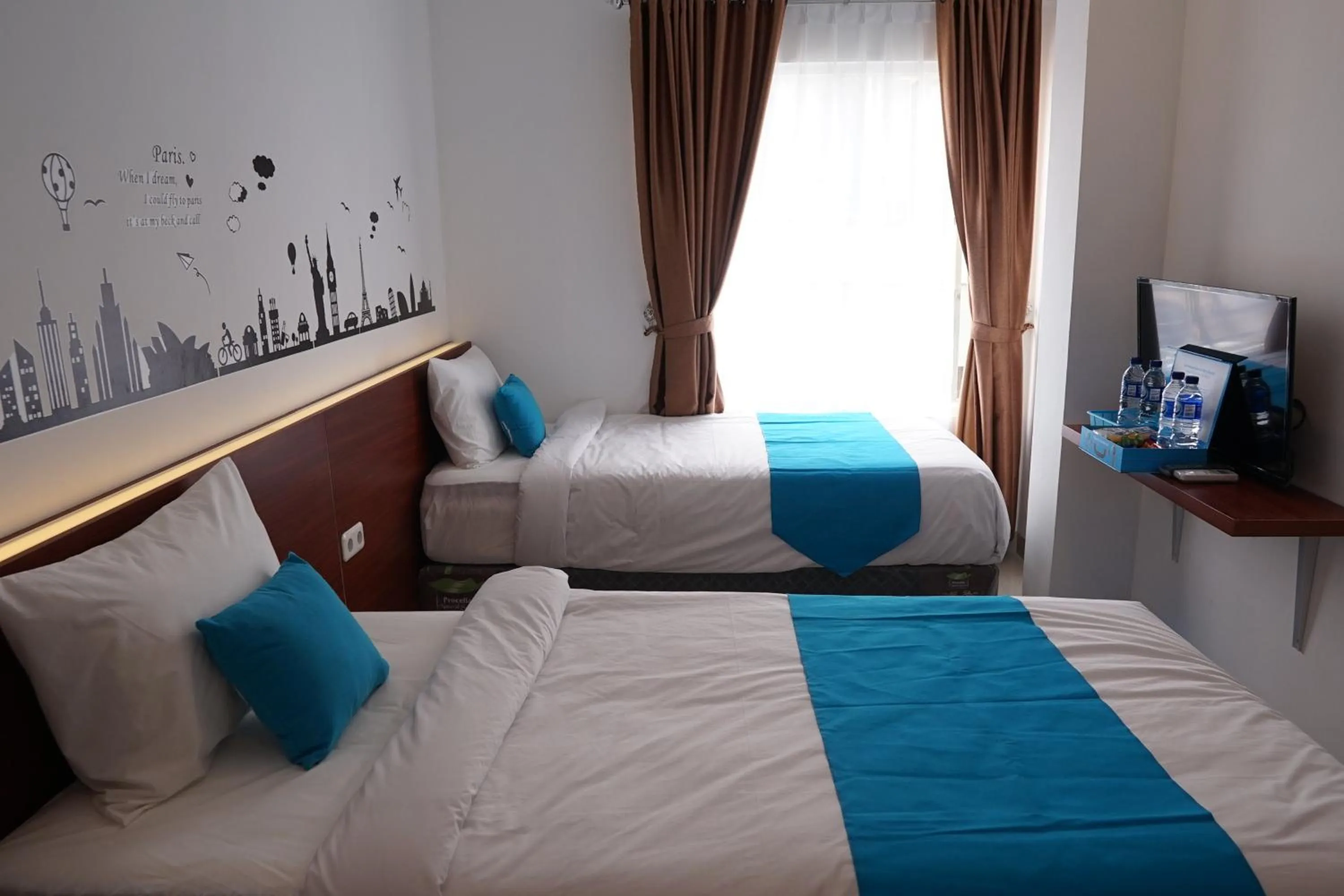 Bed in Cemerlang Inn