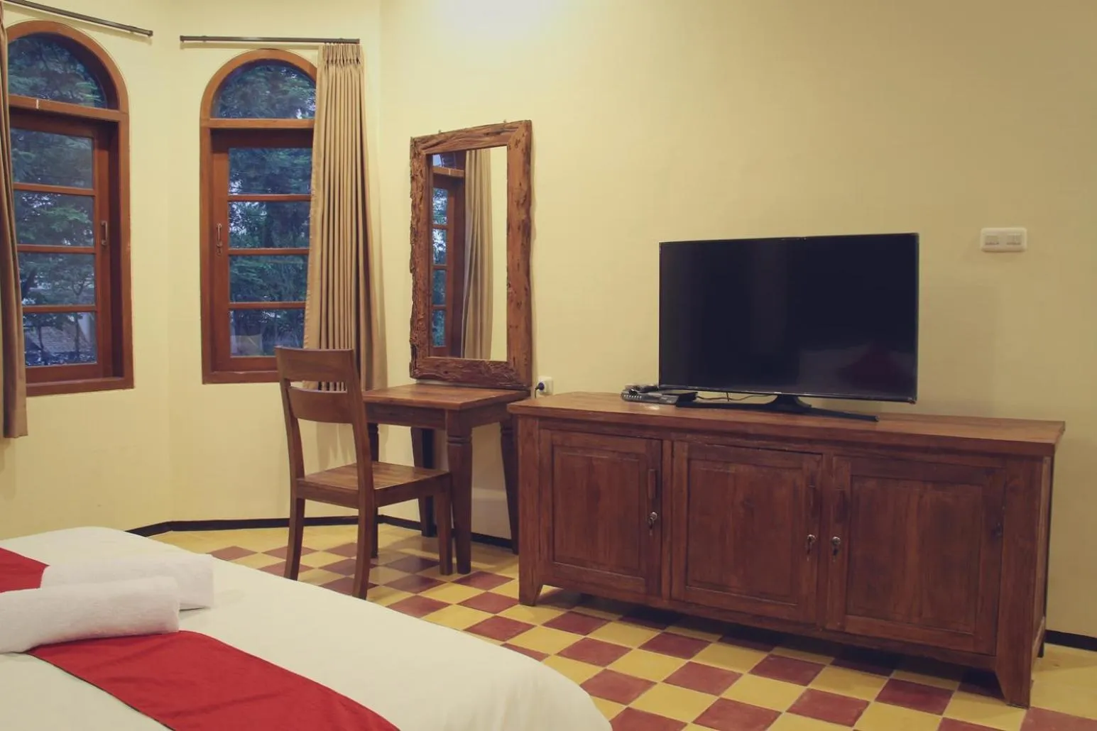 TV and multimedia, Bed in Jacatra Homestay