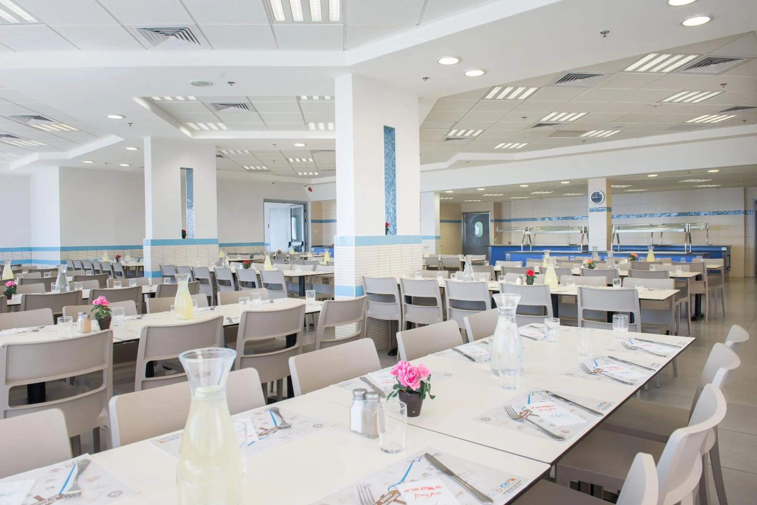 Restaurant/places to eat in HI - Ein Gedi Hostel