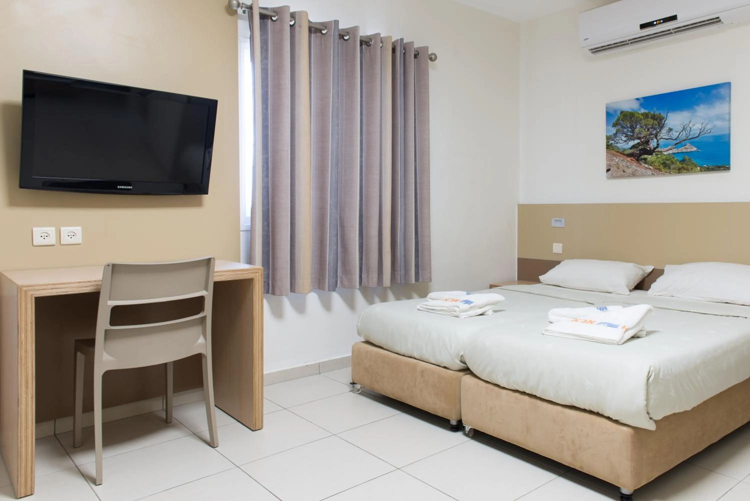 Bed in HI - Ein Gedi Hostel