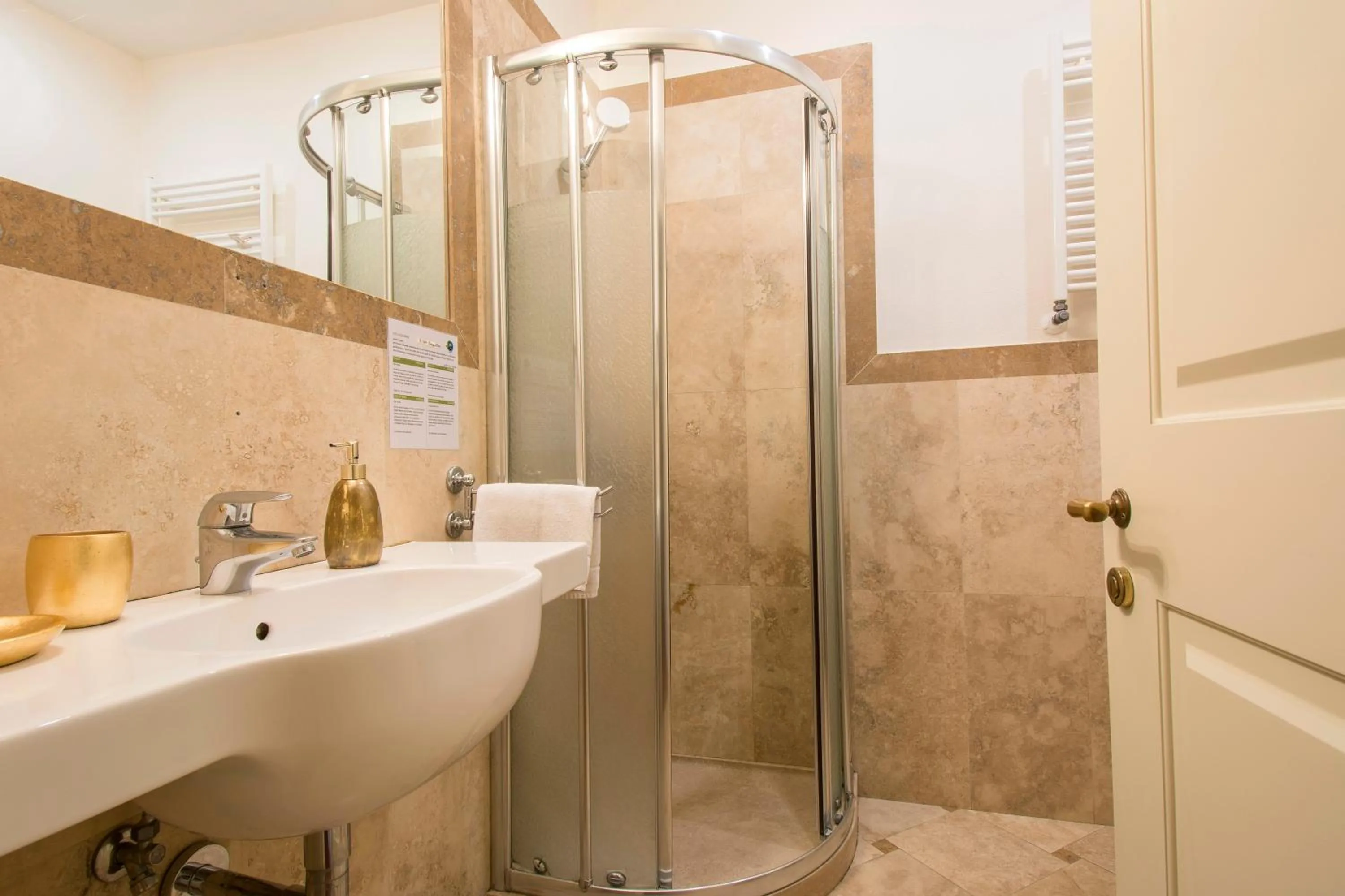 Bathroom in Relais Tiffany