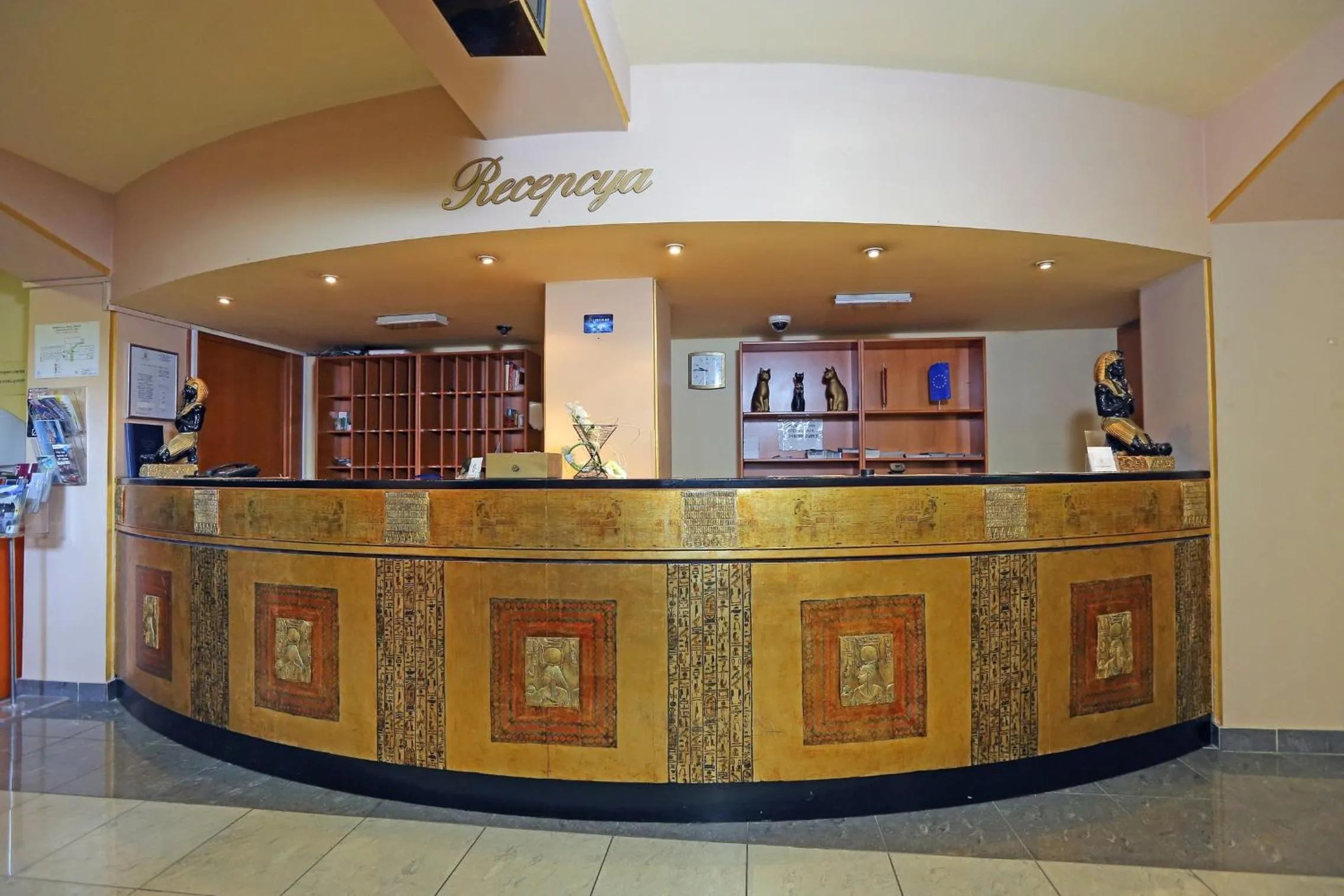 Lobby or reception in Hotel Faraon