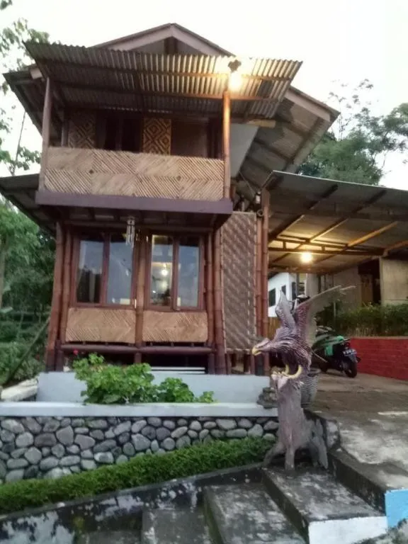 Property building in Kahyuna Guesthouse