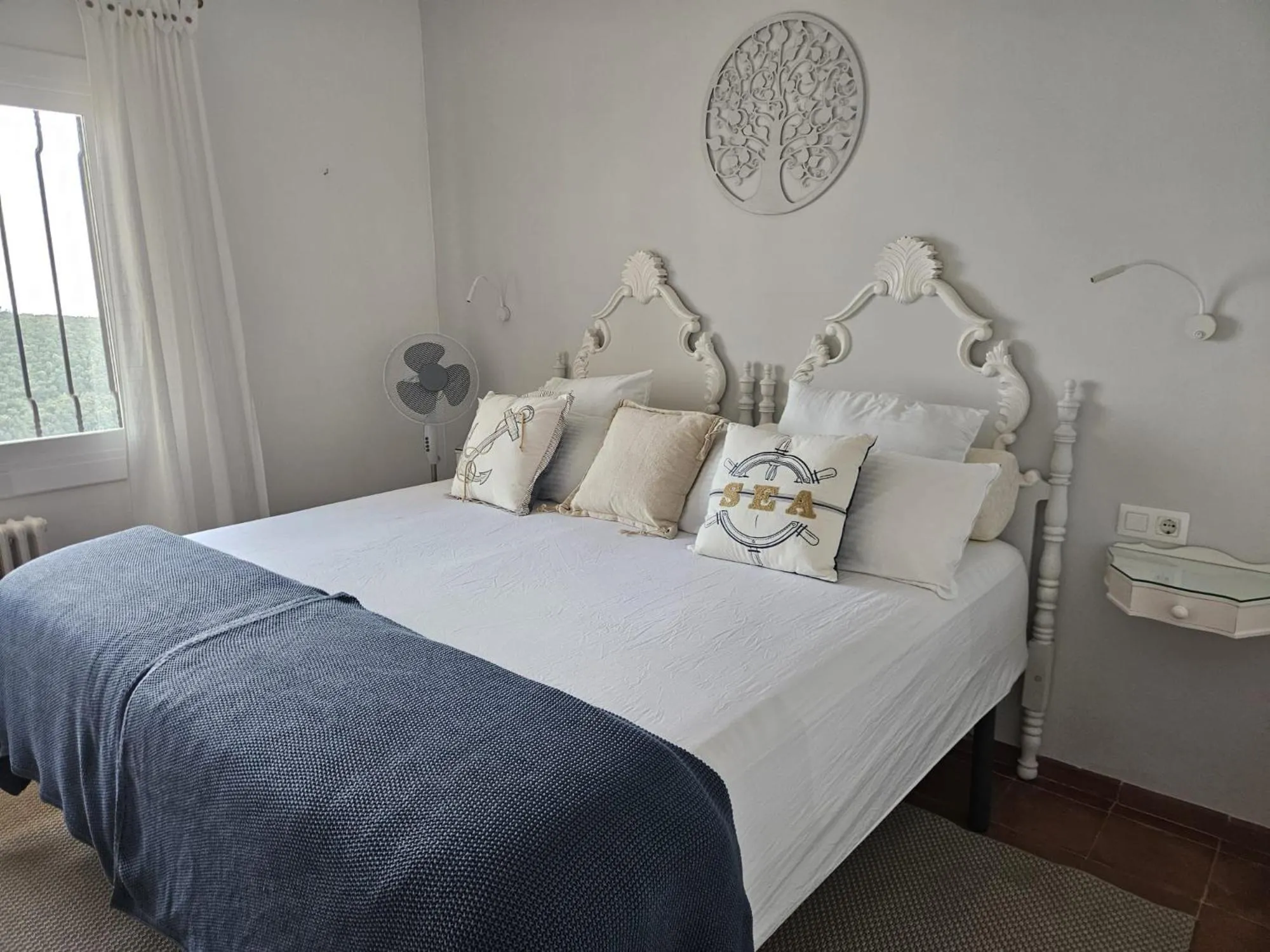 Bed in La Roqueta Hotel