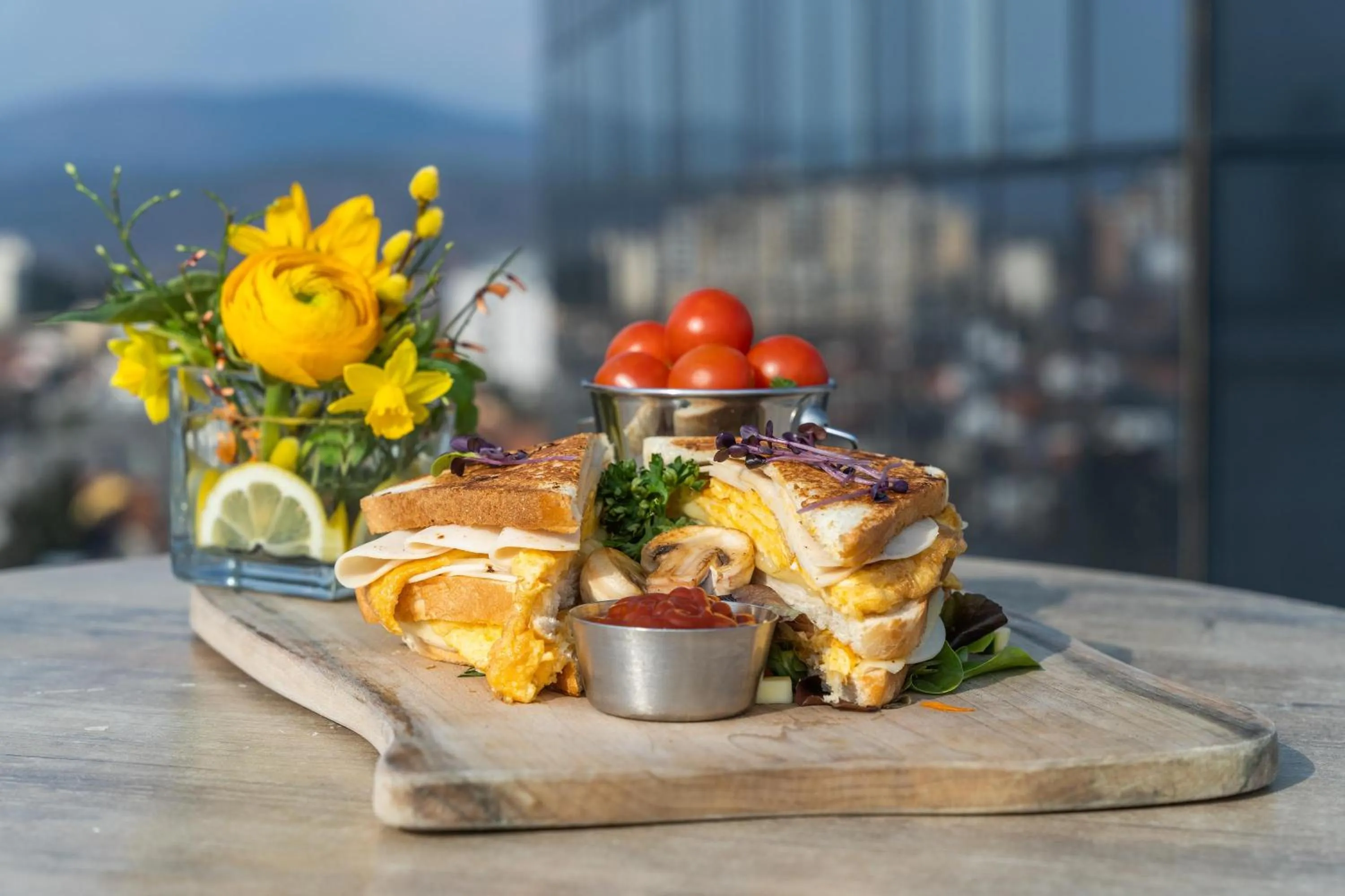 Restaurant/places to eat in Doubletree by Hilton Ljubljana