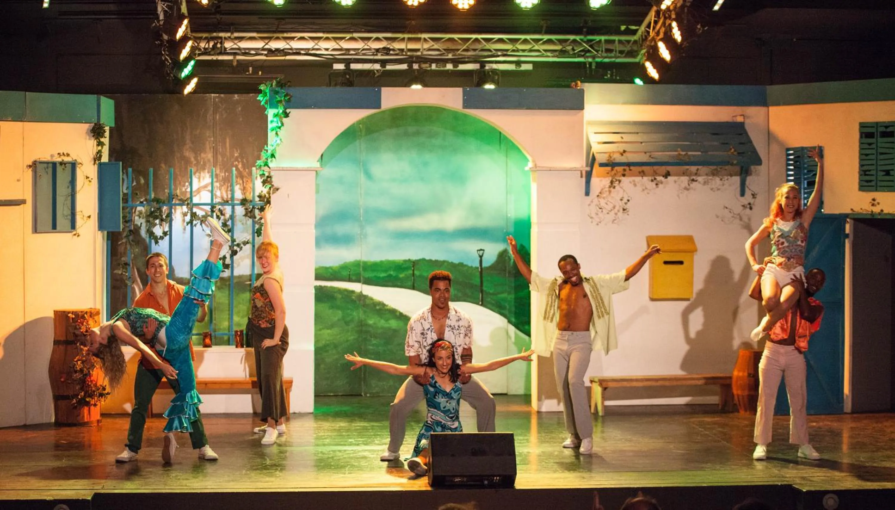 Evening entertainment in Neptune Luxury Resort