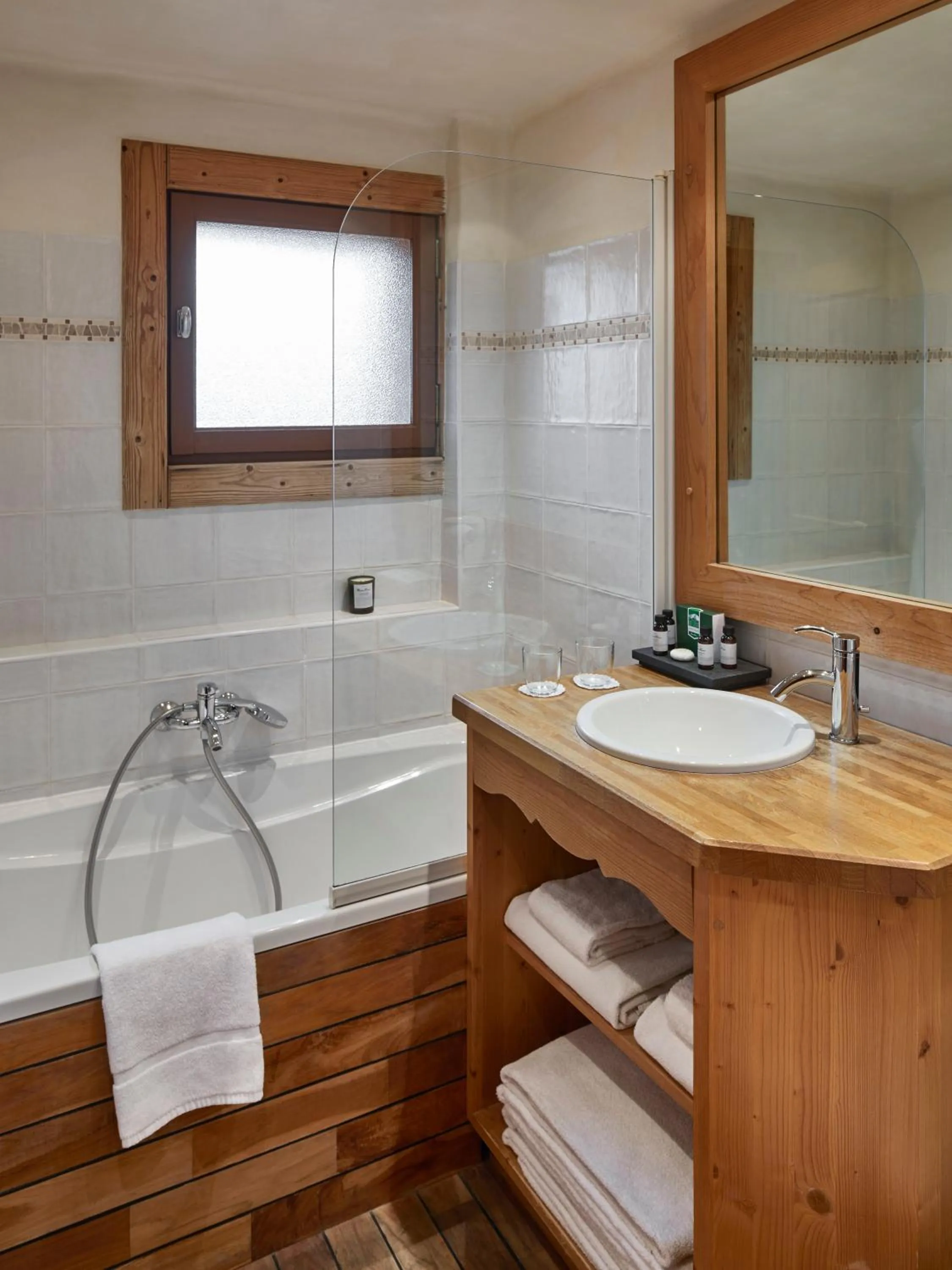 Bathroom in Chalet Alpen Valley, Mont-Blanc