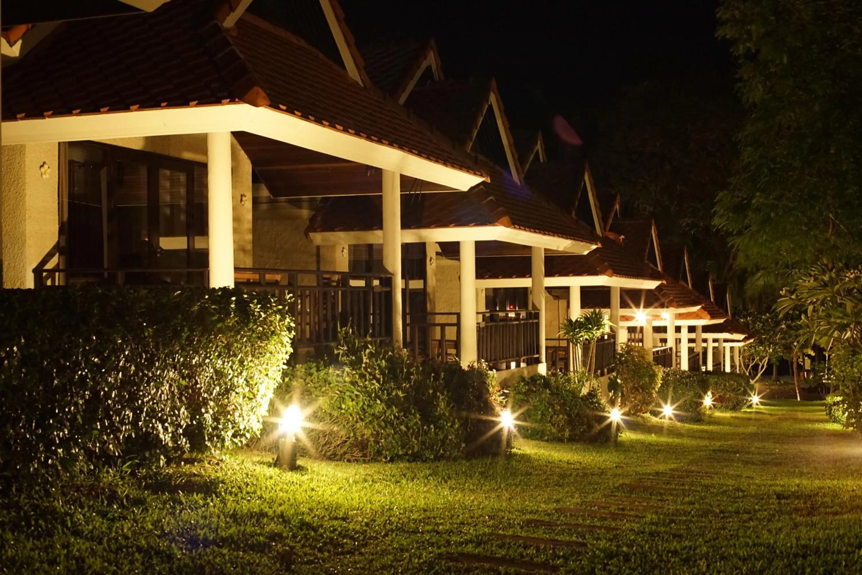 Aquavana Haad Rin Resort