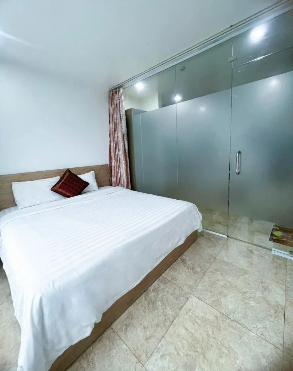 Bed in Saluxhotel&Apartment 2