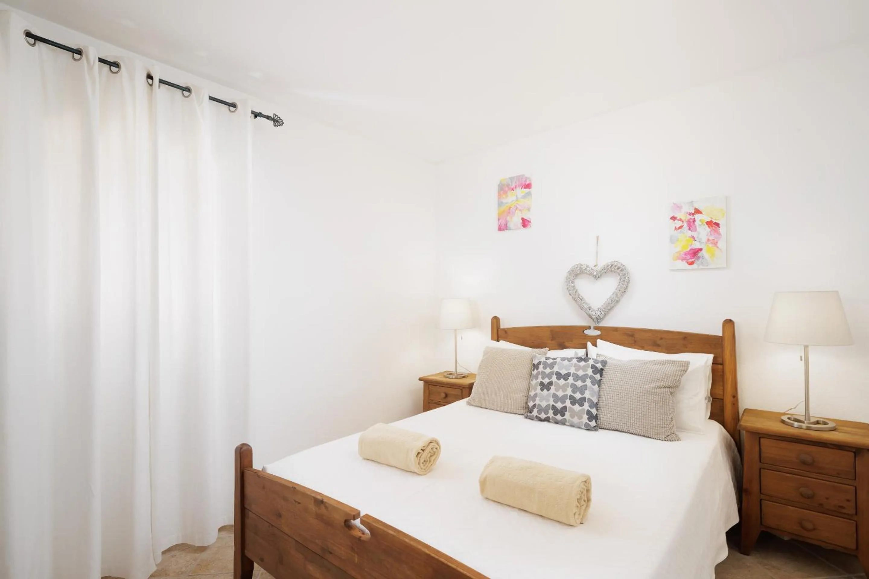 Bed in Vale Do Lobo Resort