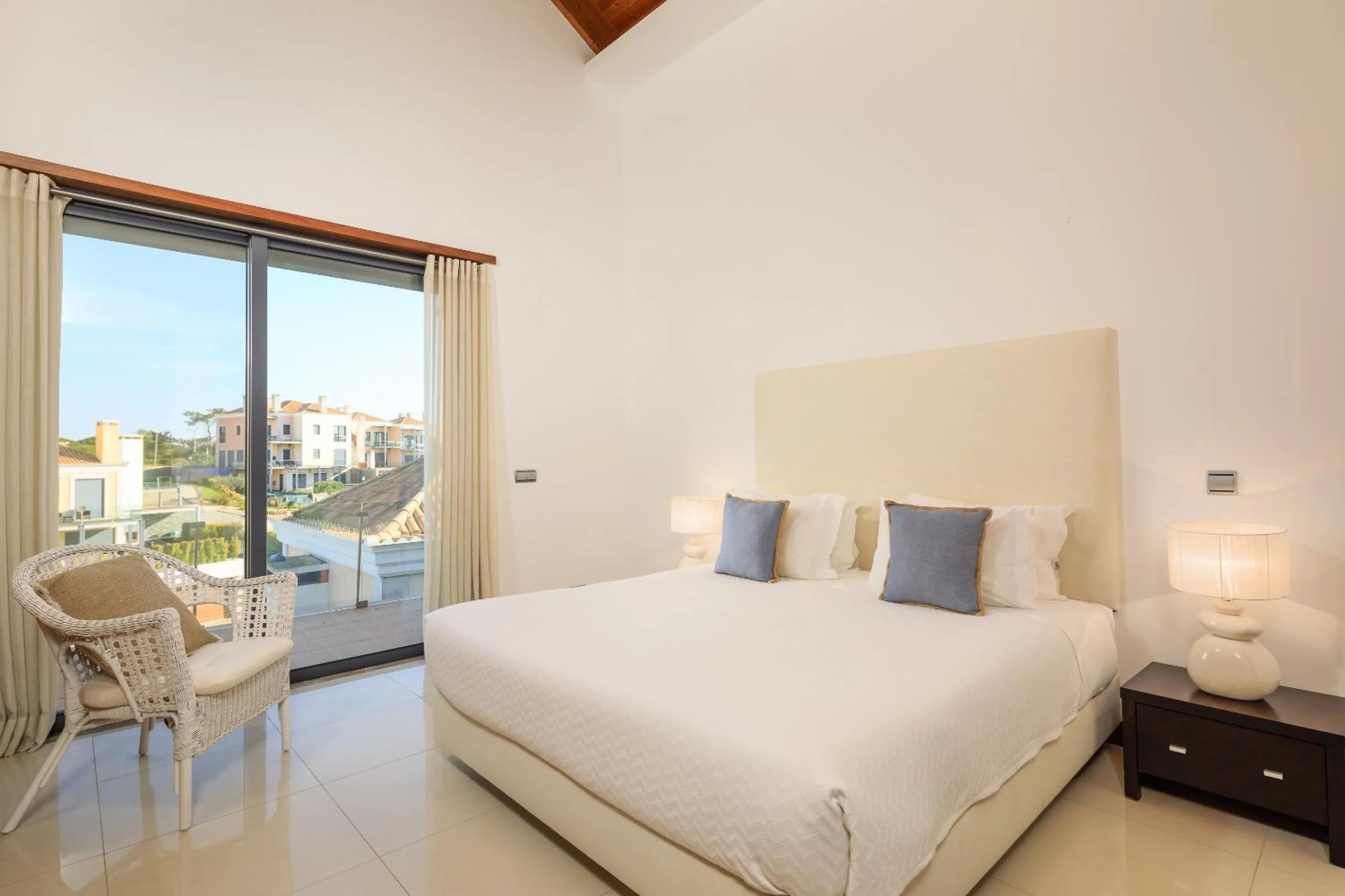 Bed in Vale Do Lobo Resort