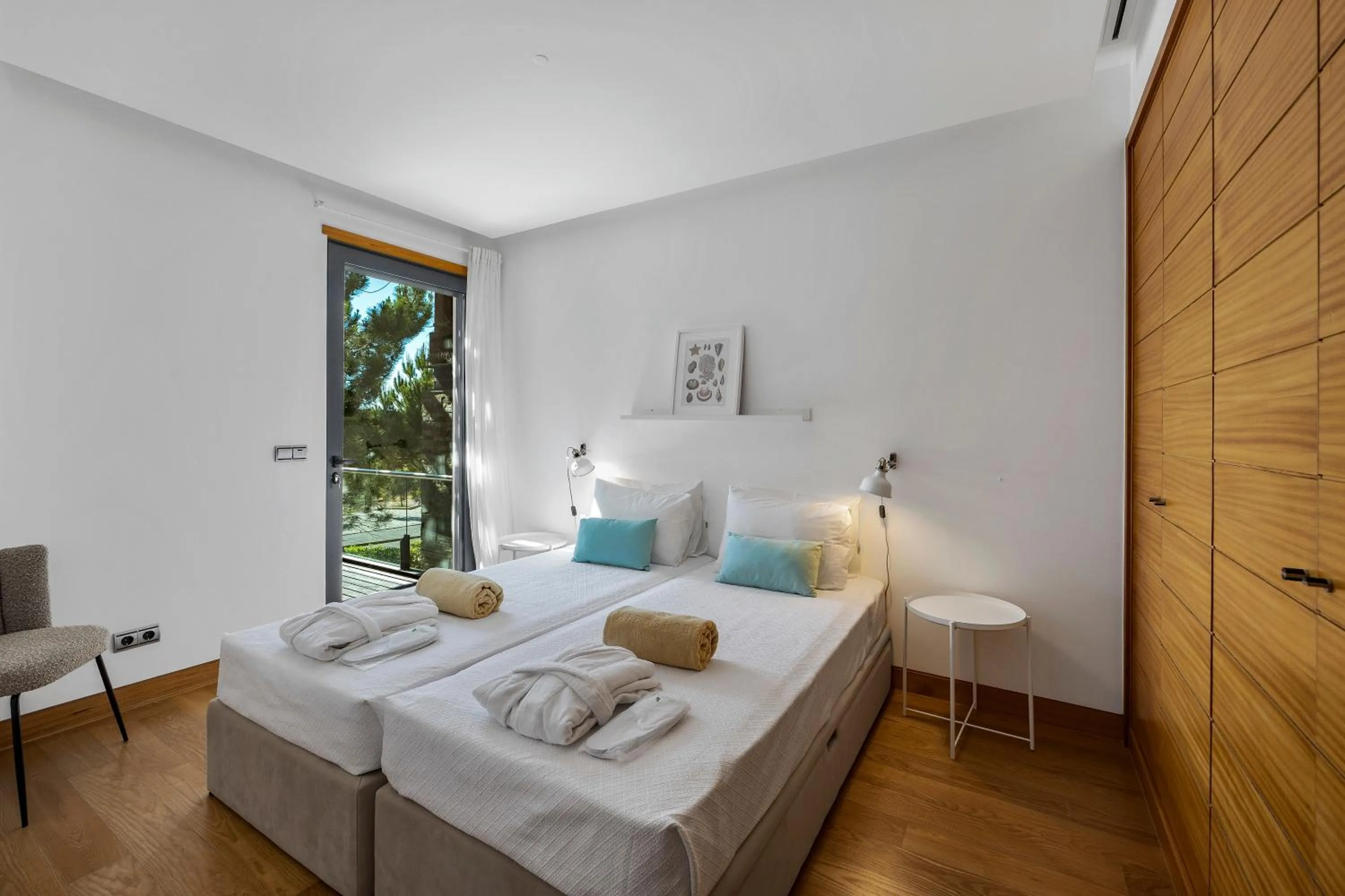 Bed in Vale Do Lobo Resort