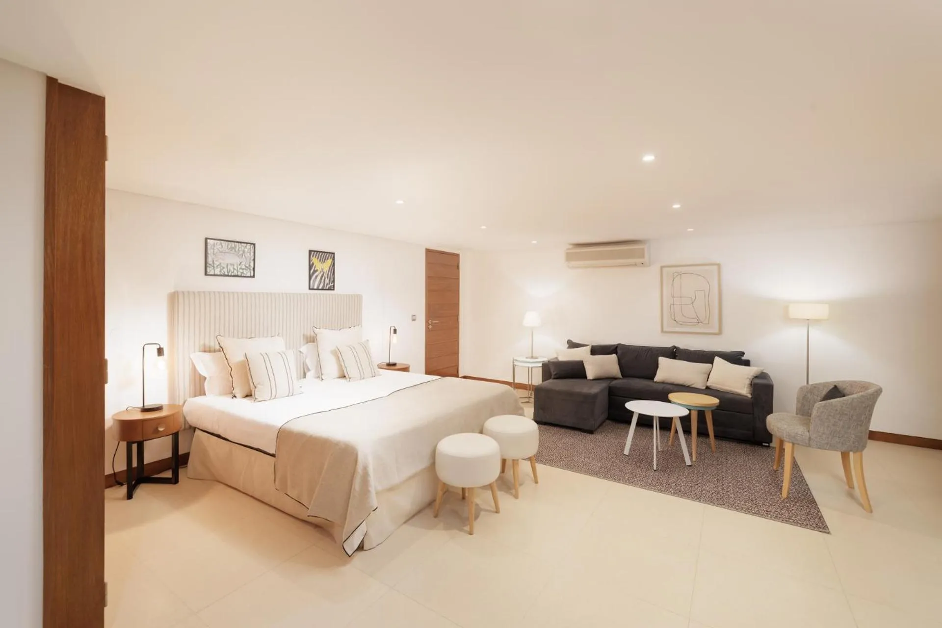 Bed in Vale Do Lobo Resort