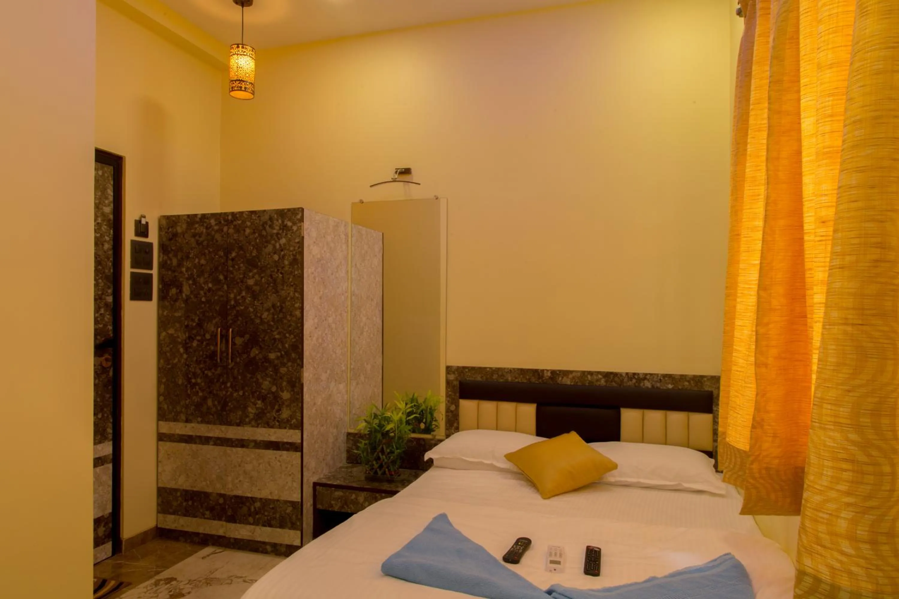 Photo of the whole room, Bed in Hotel Tourister