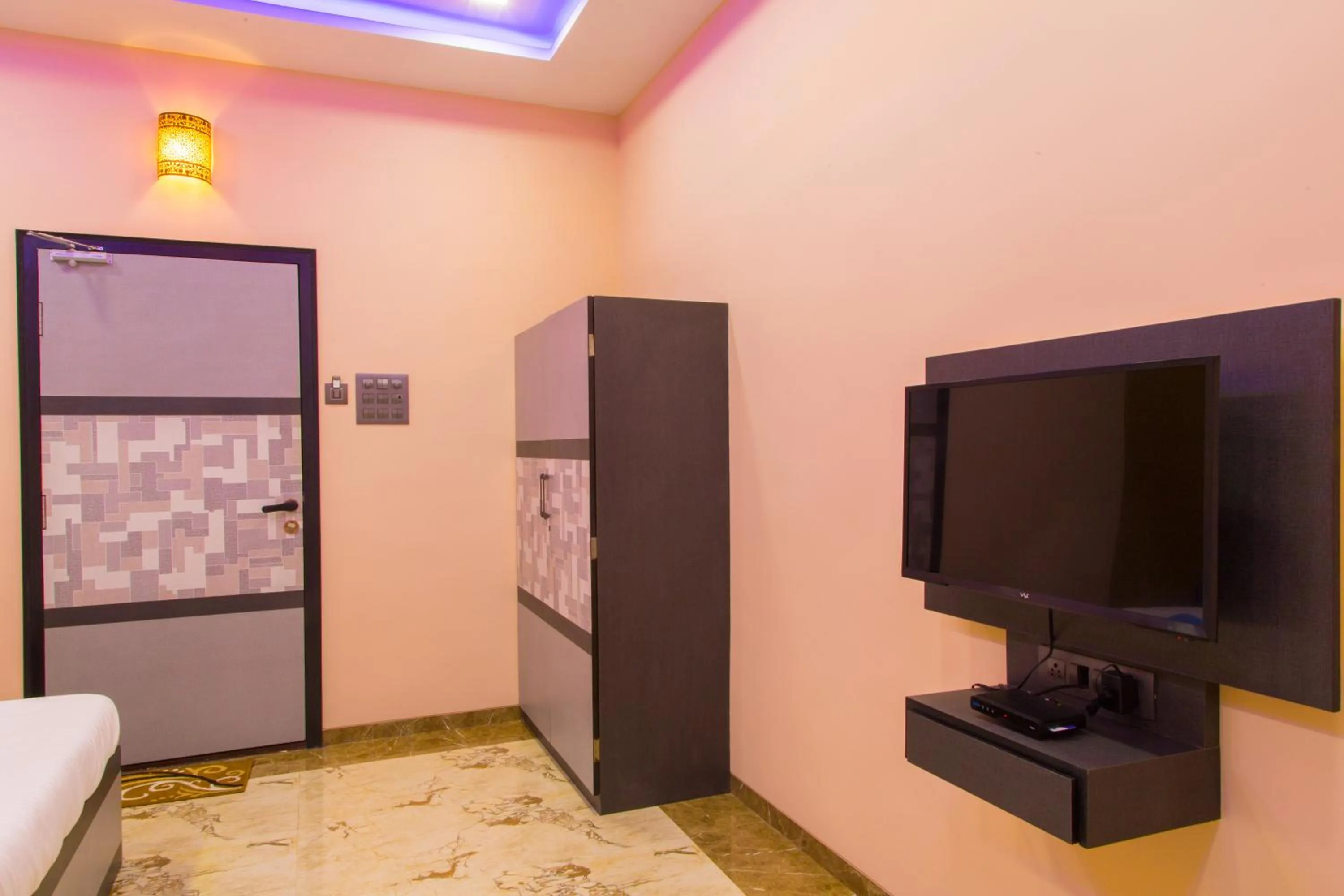 Photo of the whole room in Hotel Tourister