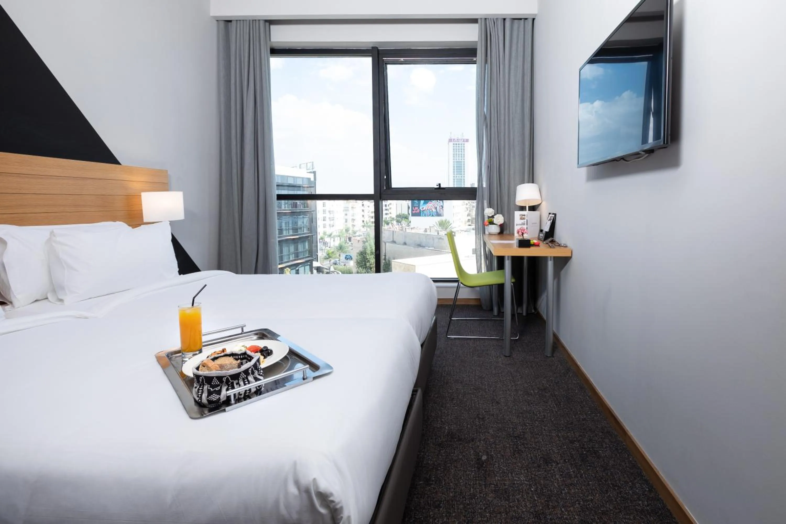 Photo of the whole room, Bed in ONOMO Hotel Casablanca City Center