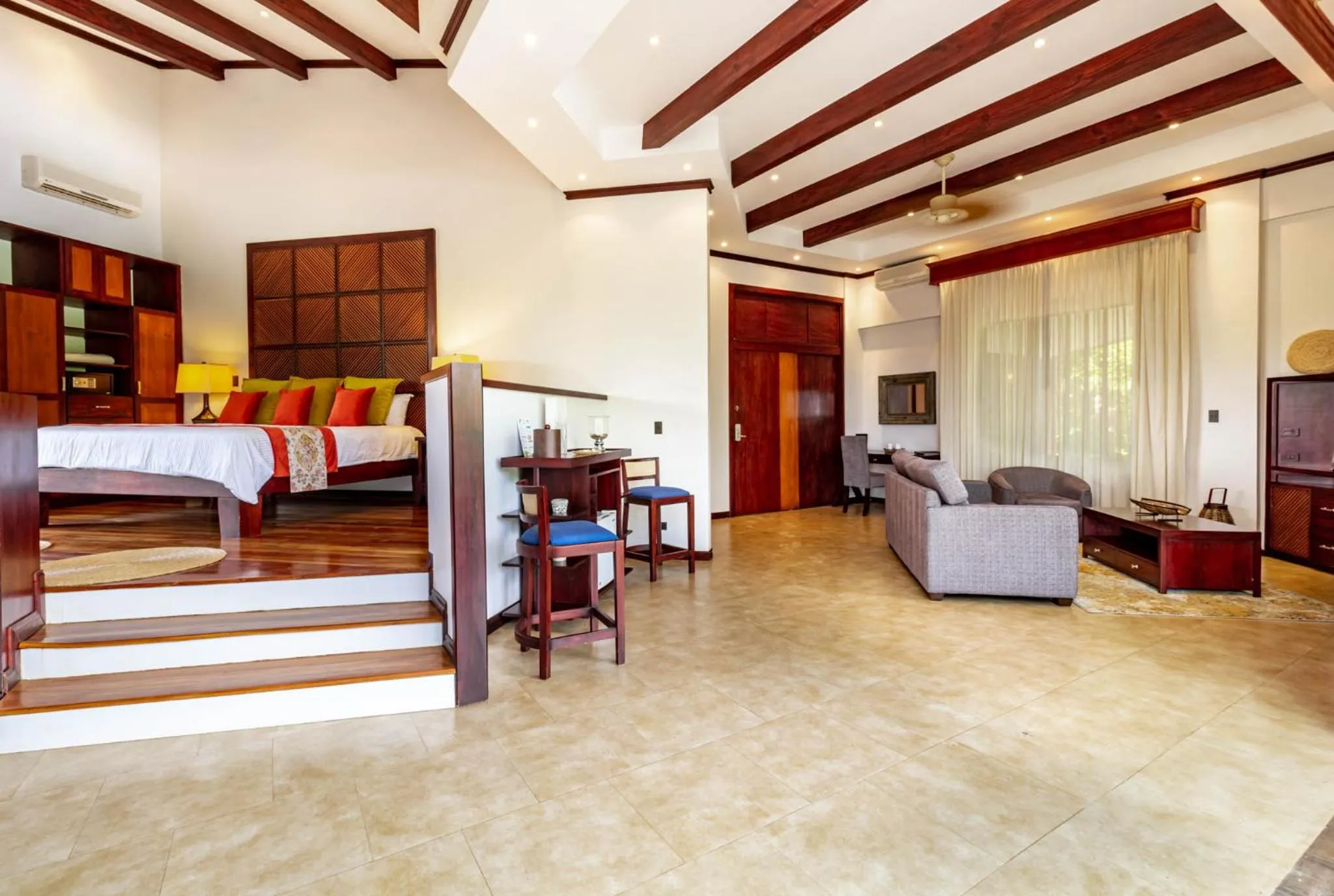 Bedroom, Bed in Hotel Bosque del Mar Playa Hermosa