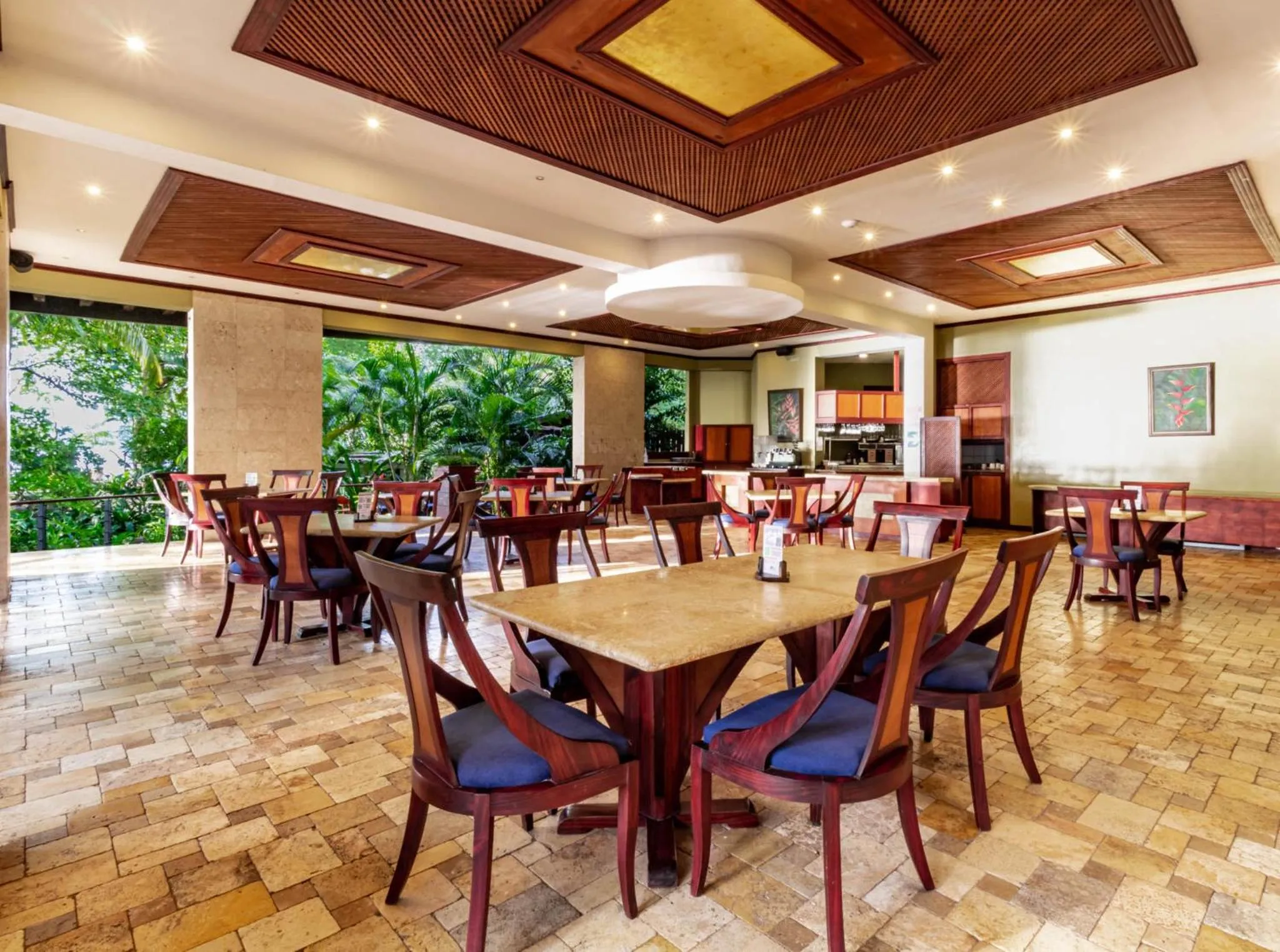 Restaurant/places to eat in Hotel Bosque del Mar Playa Hermosa