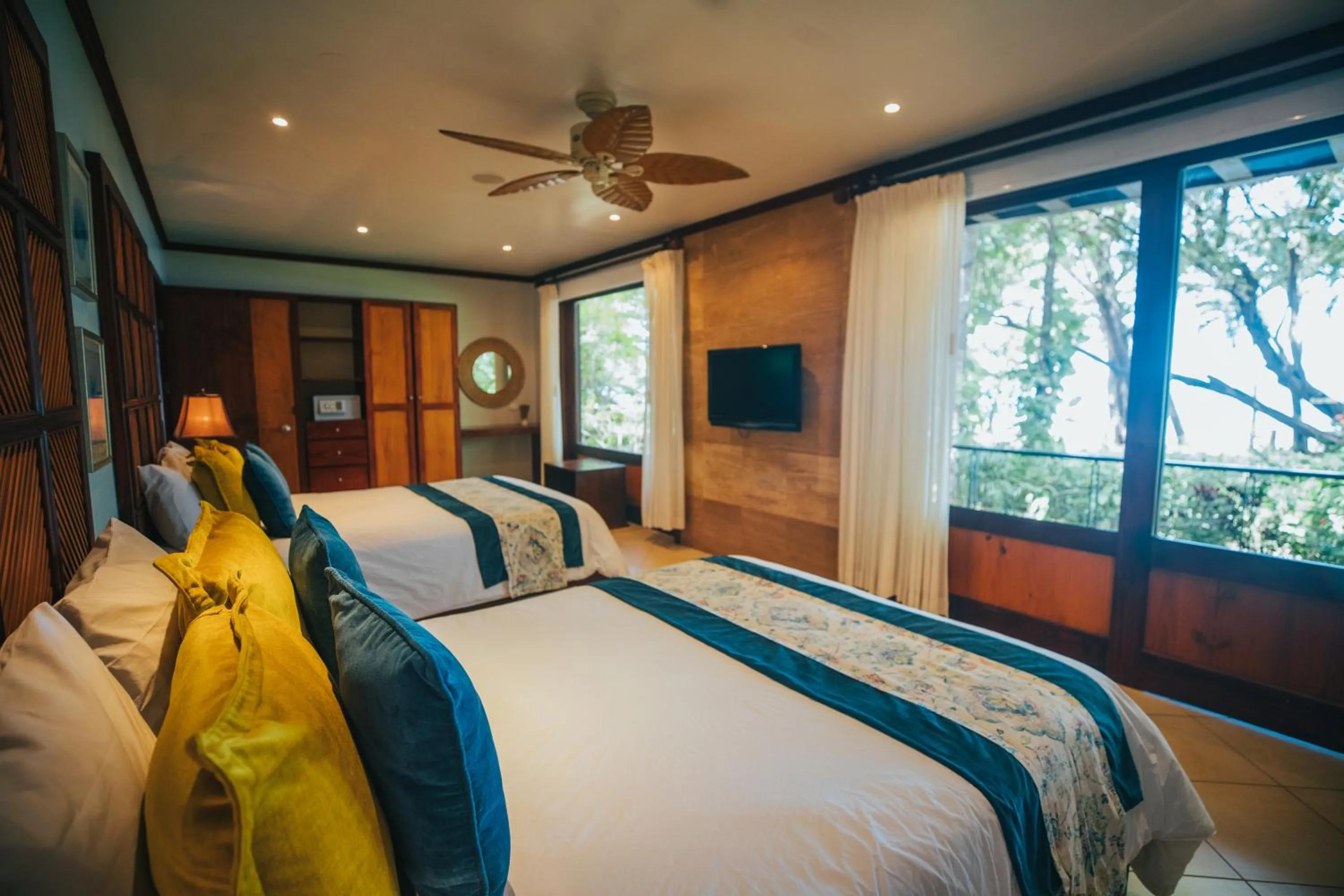 Bedroom, Bed in Hotel Bosque del Mar Playa Hermosa