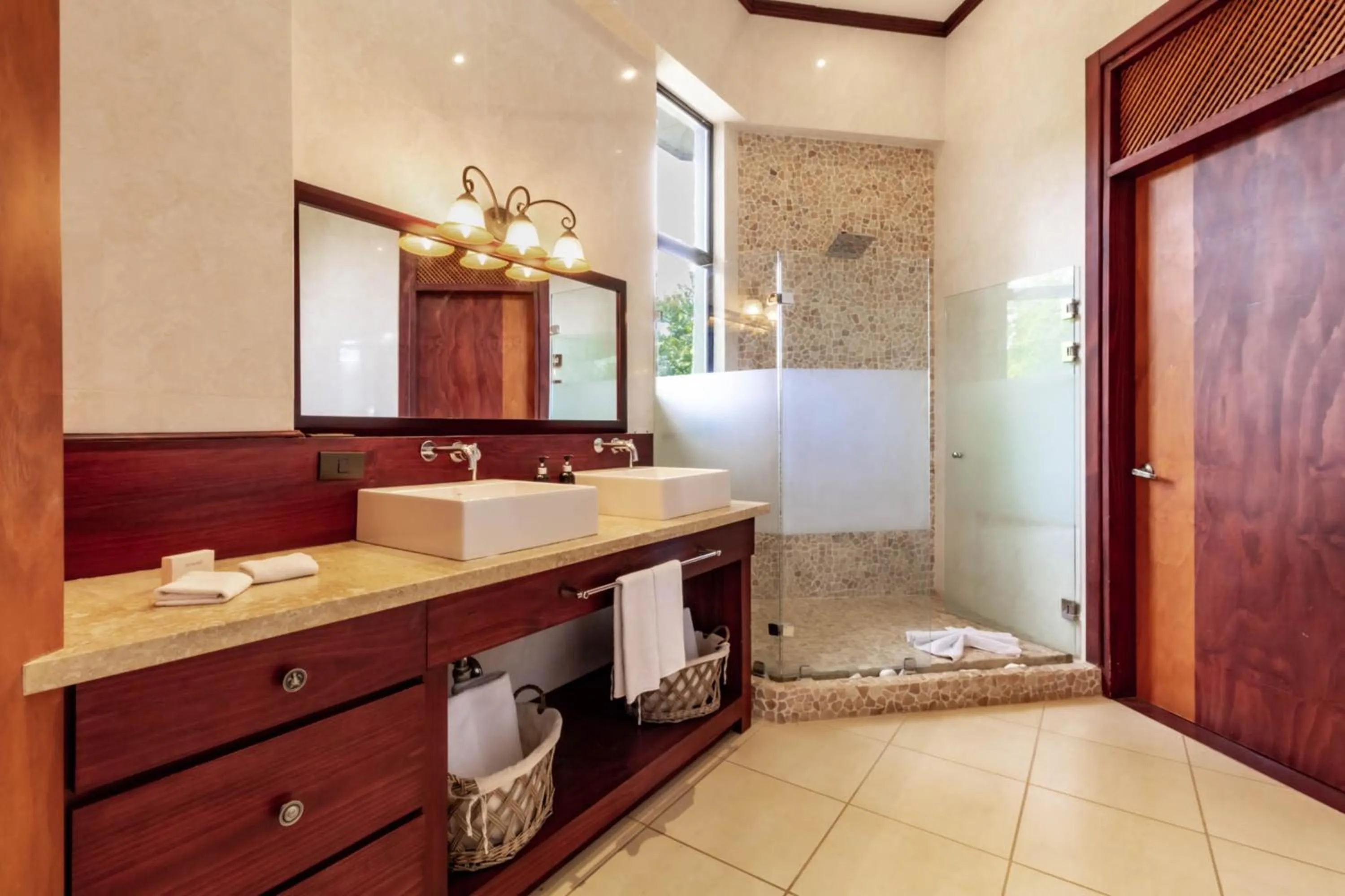 Bathroom in Hotel Bosque del Mar Playa Hermosa