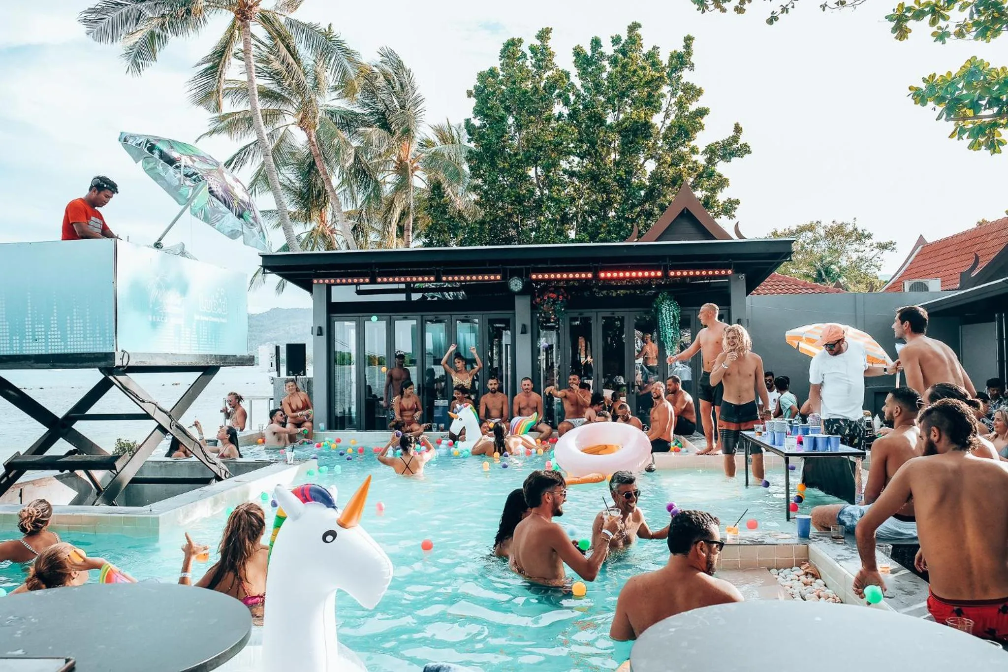 Activities in Lub d Koh Samui Chaweng Beach - Beachfront & Vibrant Social Vibe