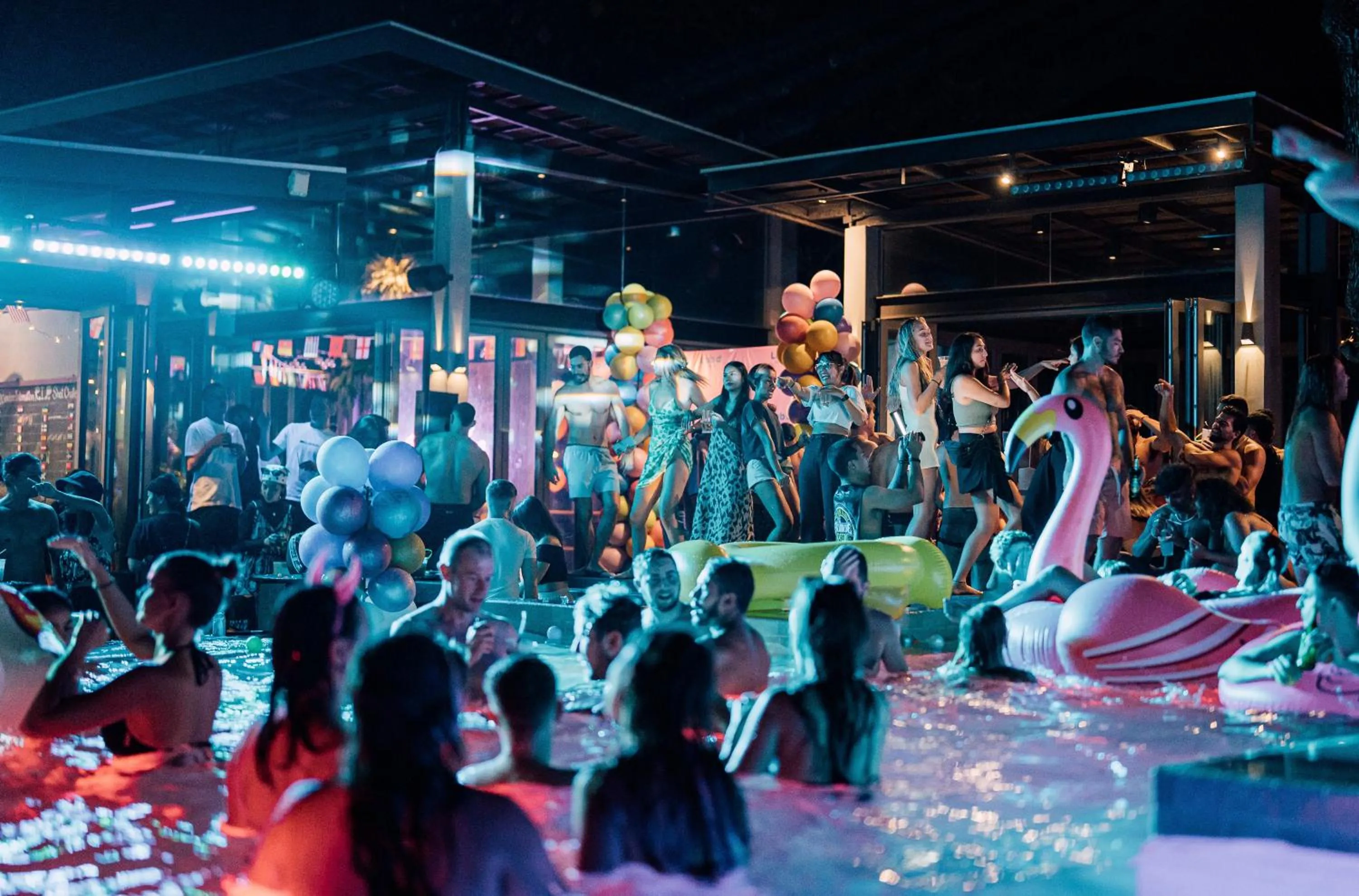 Activities in Lub d Koh Samui Chaweng Beach - Beachfront & Vibrant Social Vibe