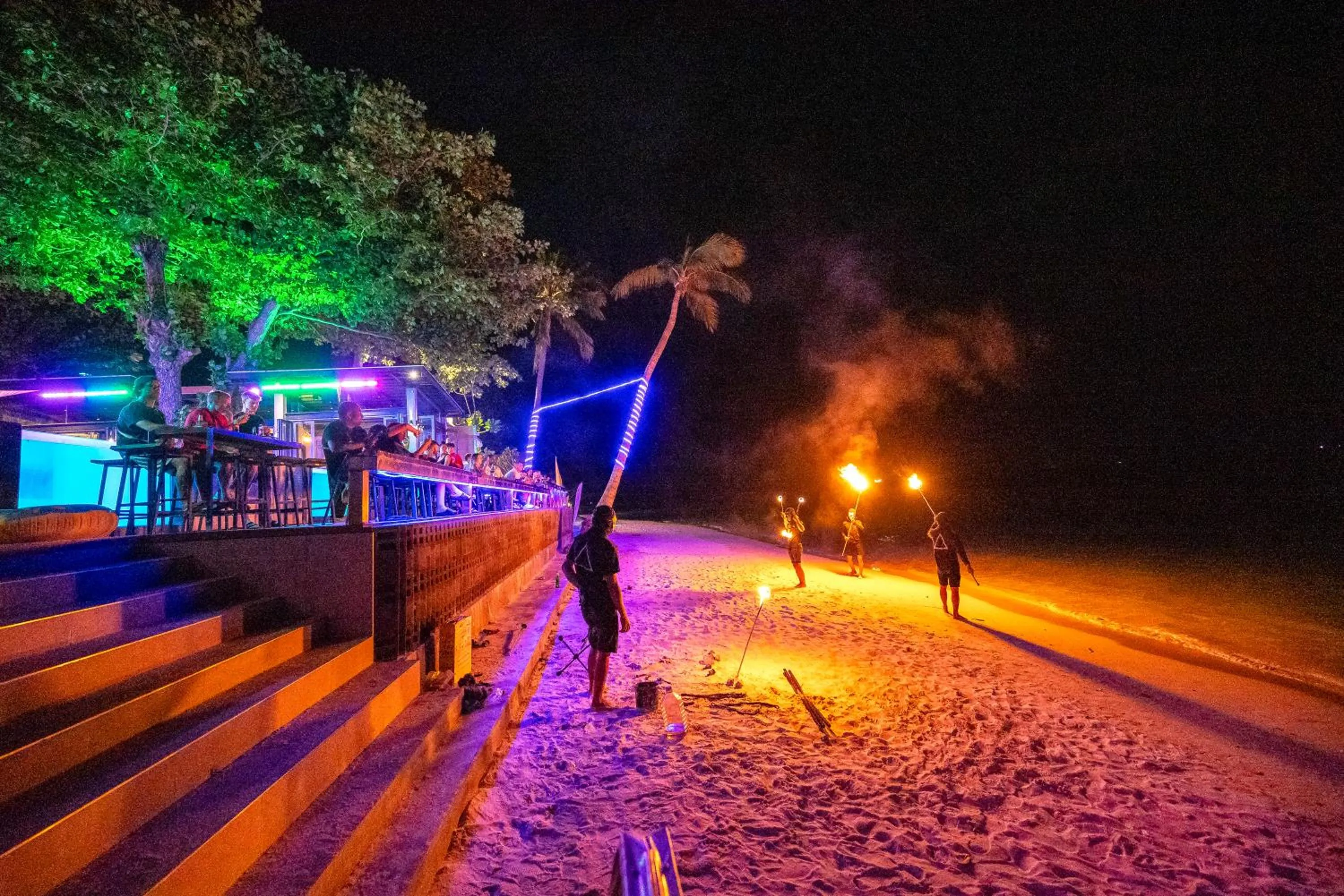 Activities in Lub d Koh Samui Chaweng Beach - Beachfront & Vibrant Social Vibe