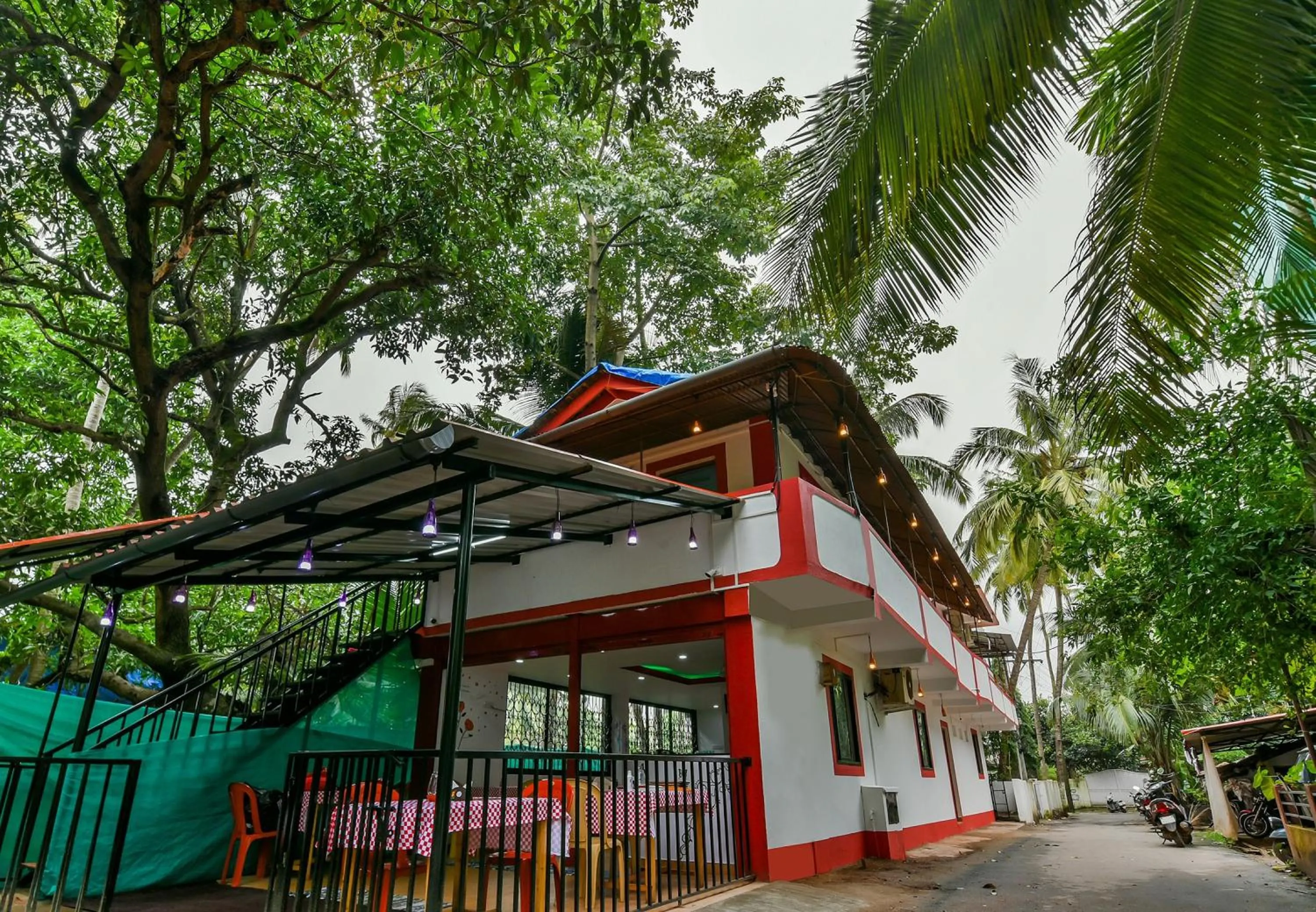 Facade/entrance in Hotel O Route Near Calangute Beach