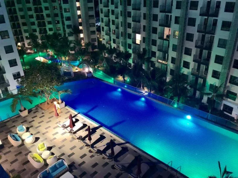 Property building in Arcadia Beach Resort By Dary