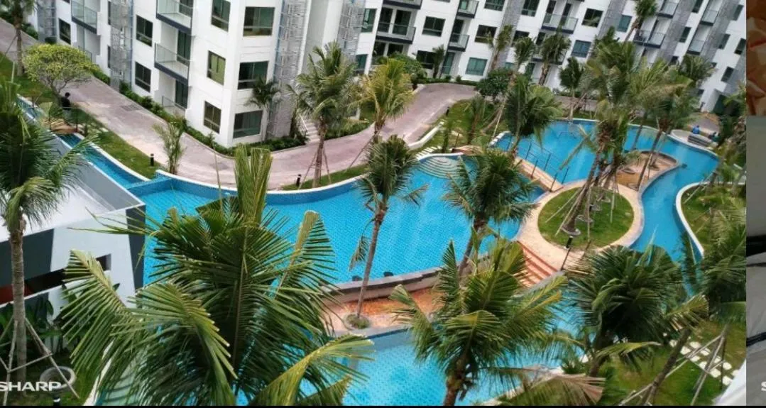 Pool view in Arcadia Beach Resort By Dary