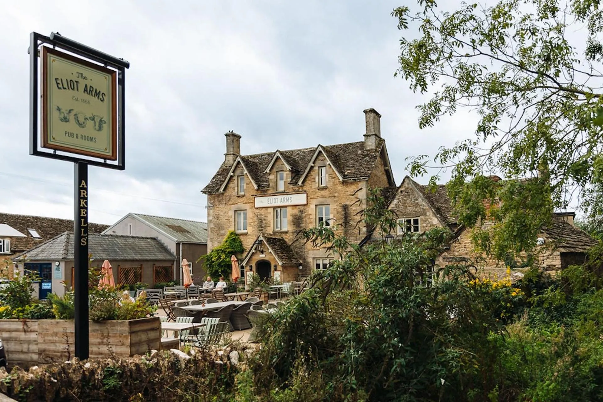 Property building in Eliot Arms