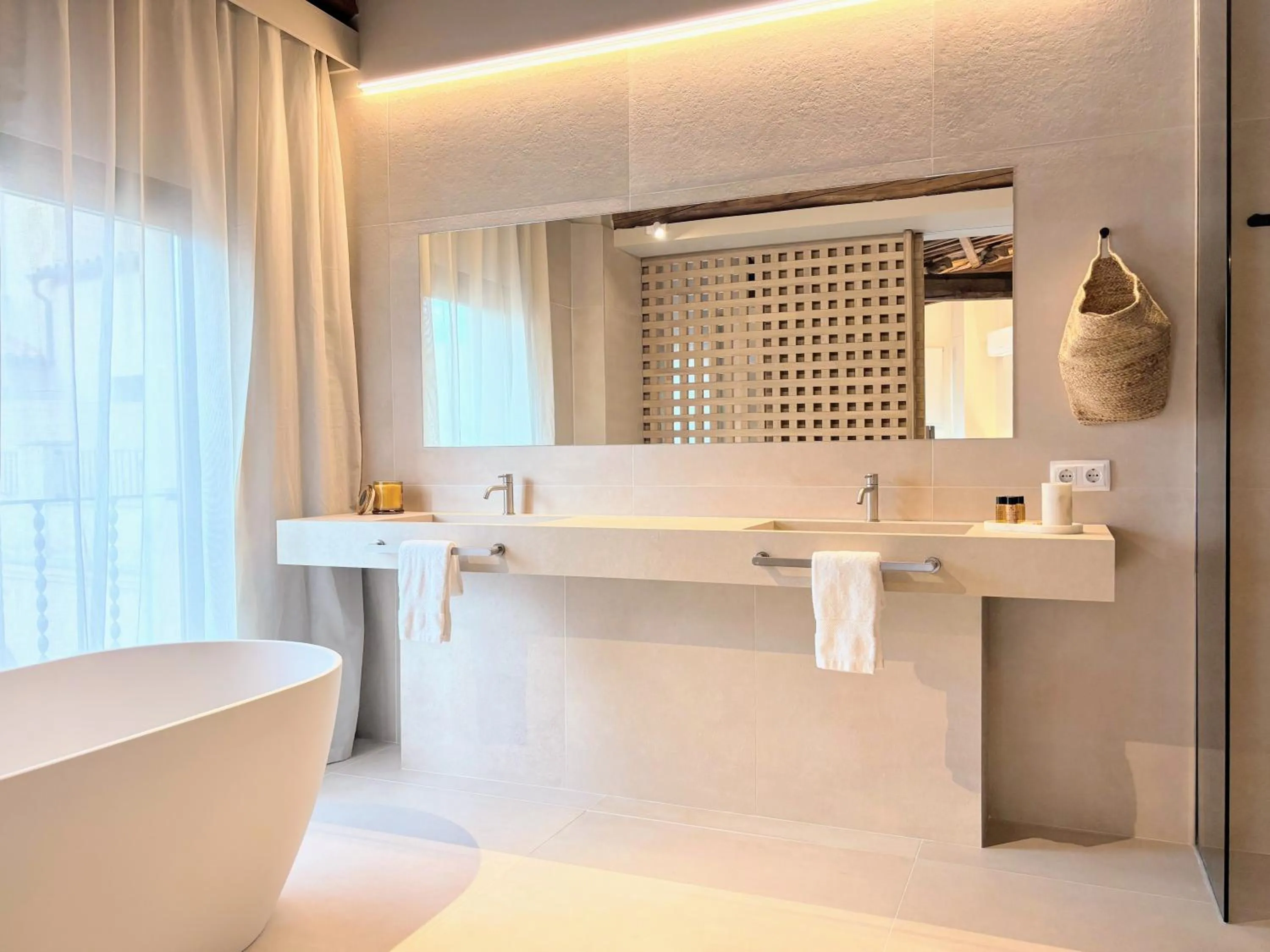 Les Clarisses Boutique Hotel