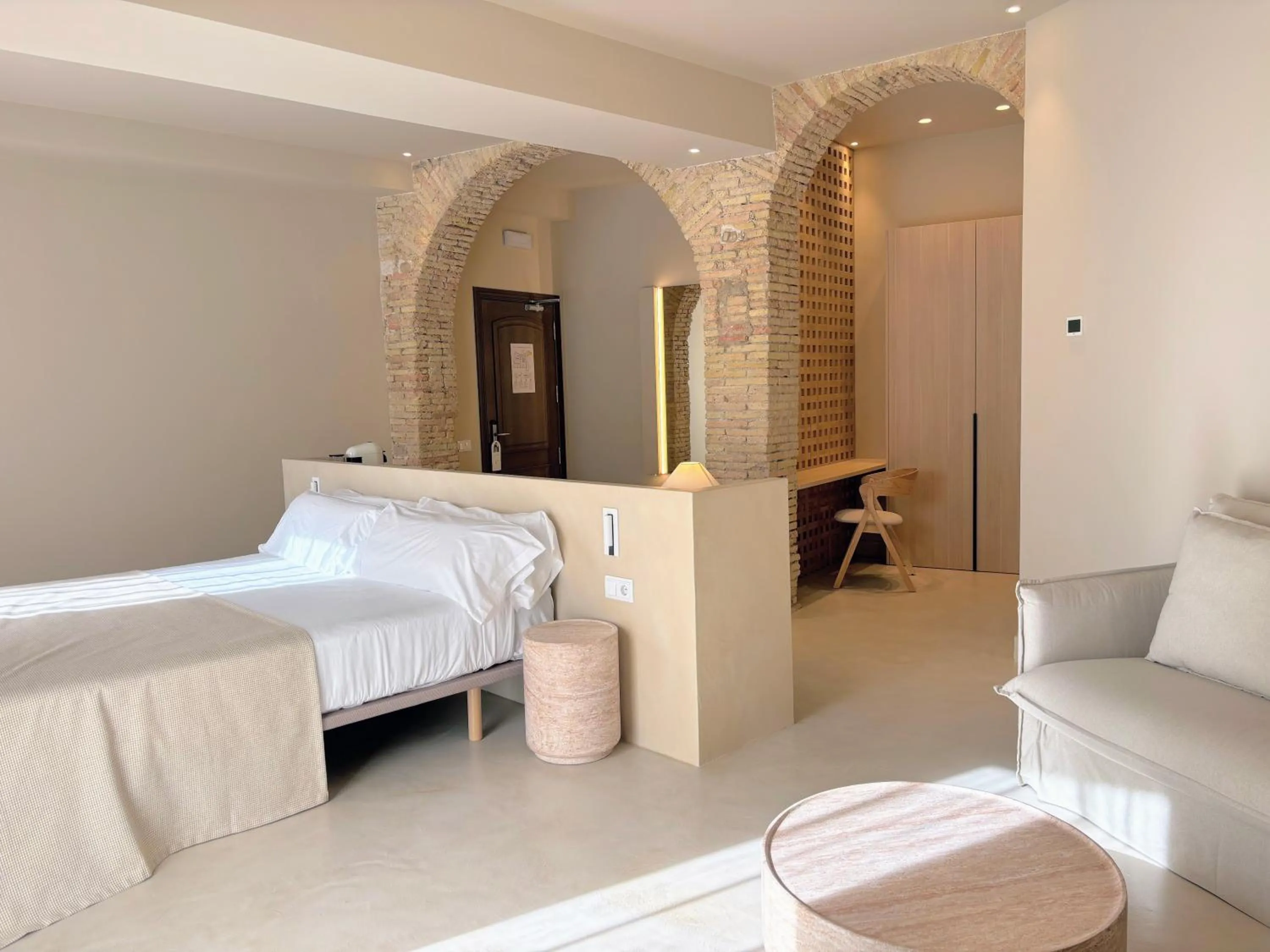 Bed in Les Clarisses Boutique Hotel