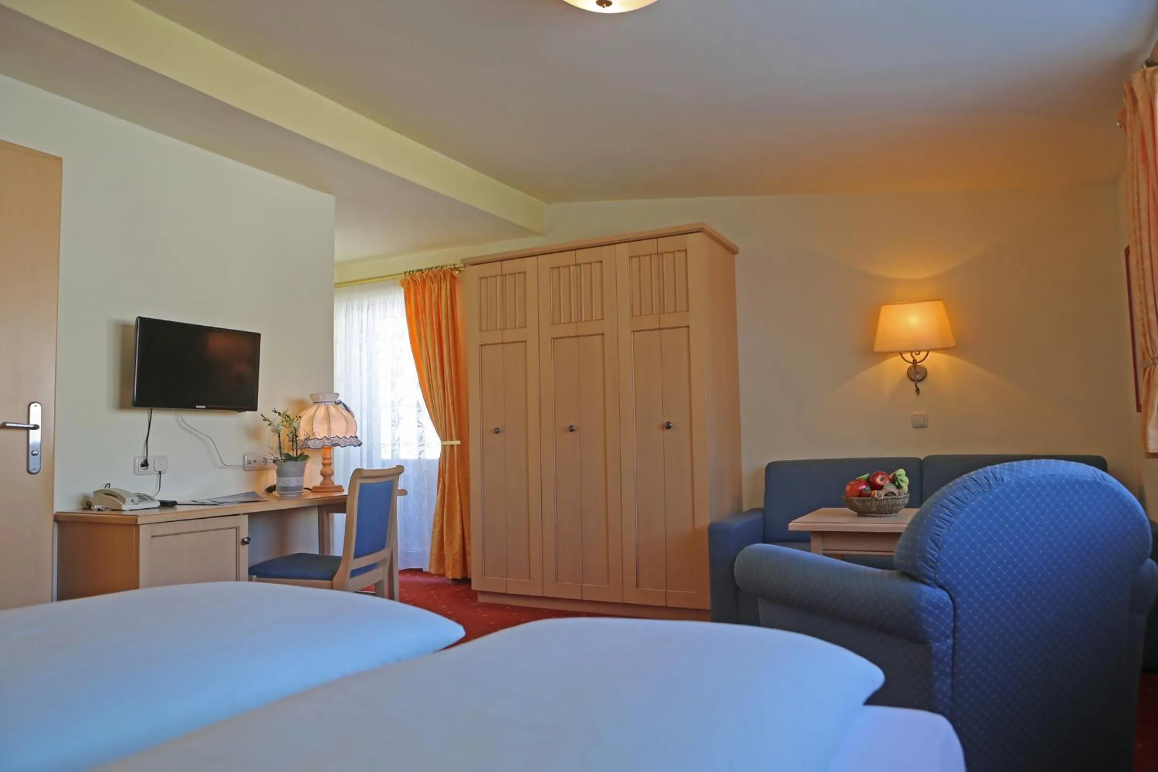 Bed in Hotel - Restaurant Gosauerhof