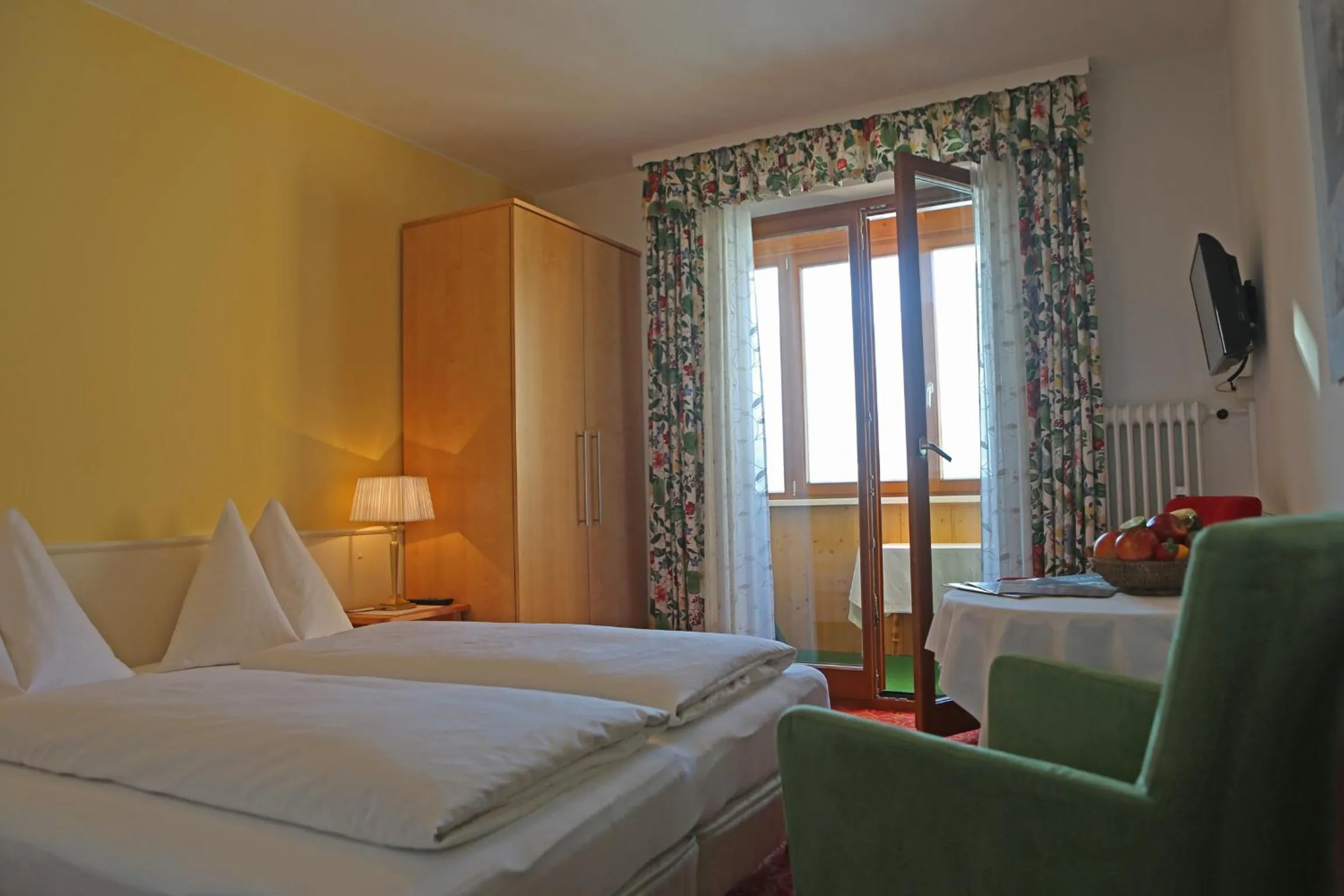 Bed in Hotel - Restaurant Gosauerhof