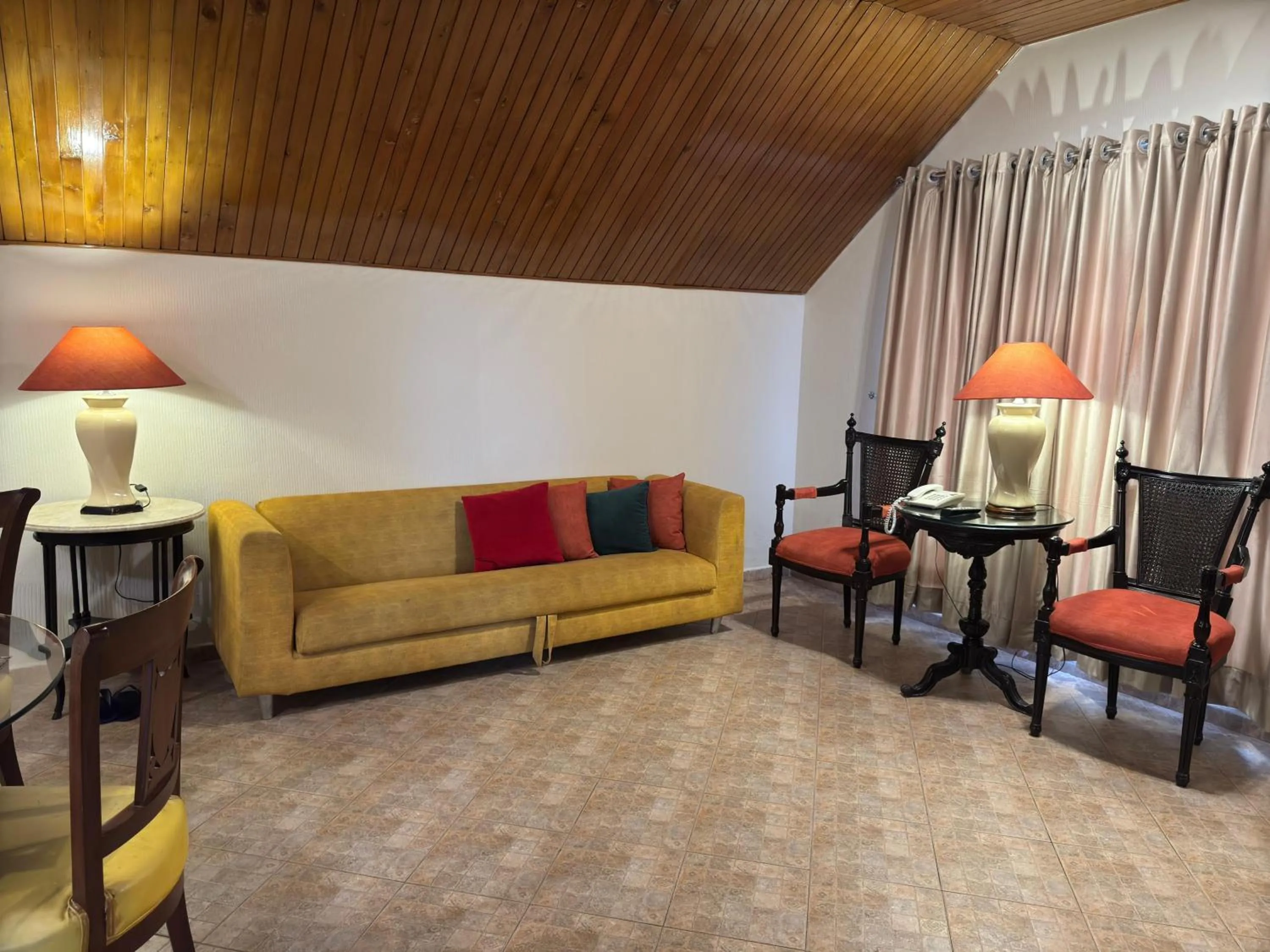 Living room in Maisonette Firhill Hotel & Resort