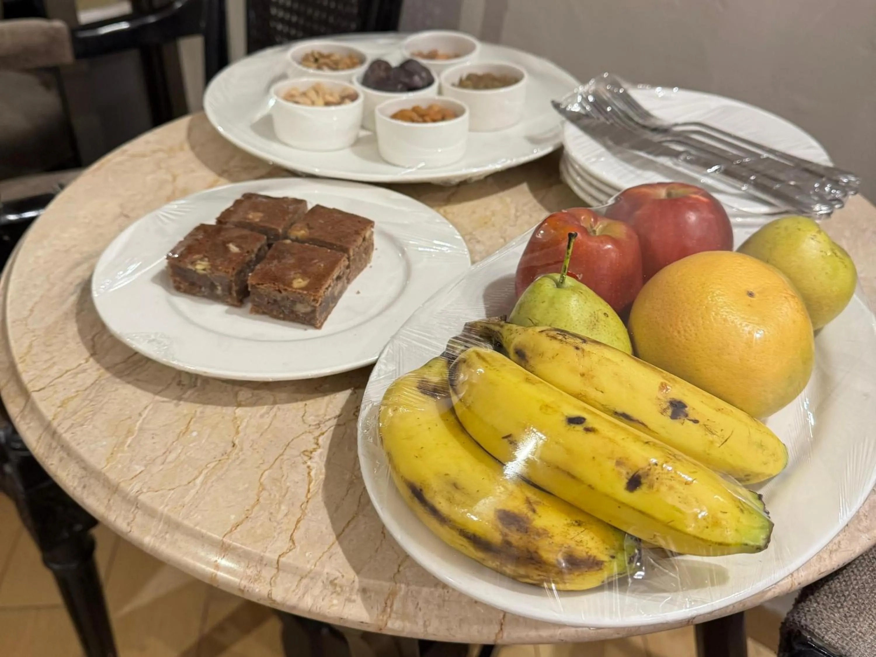 Food and drinks in Maisonette Firhill Hotel & Resort