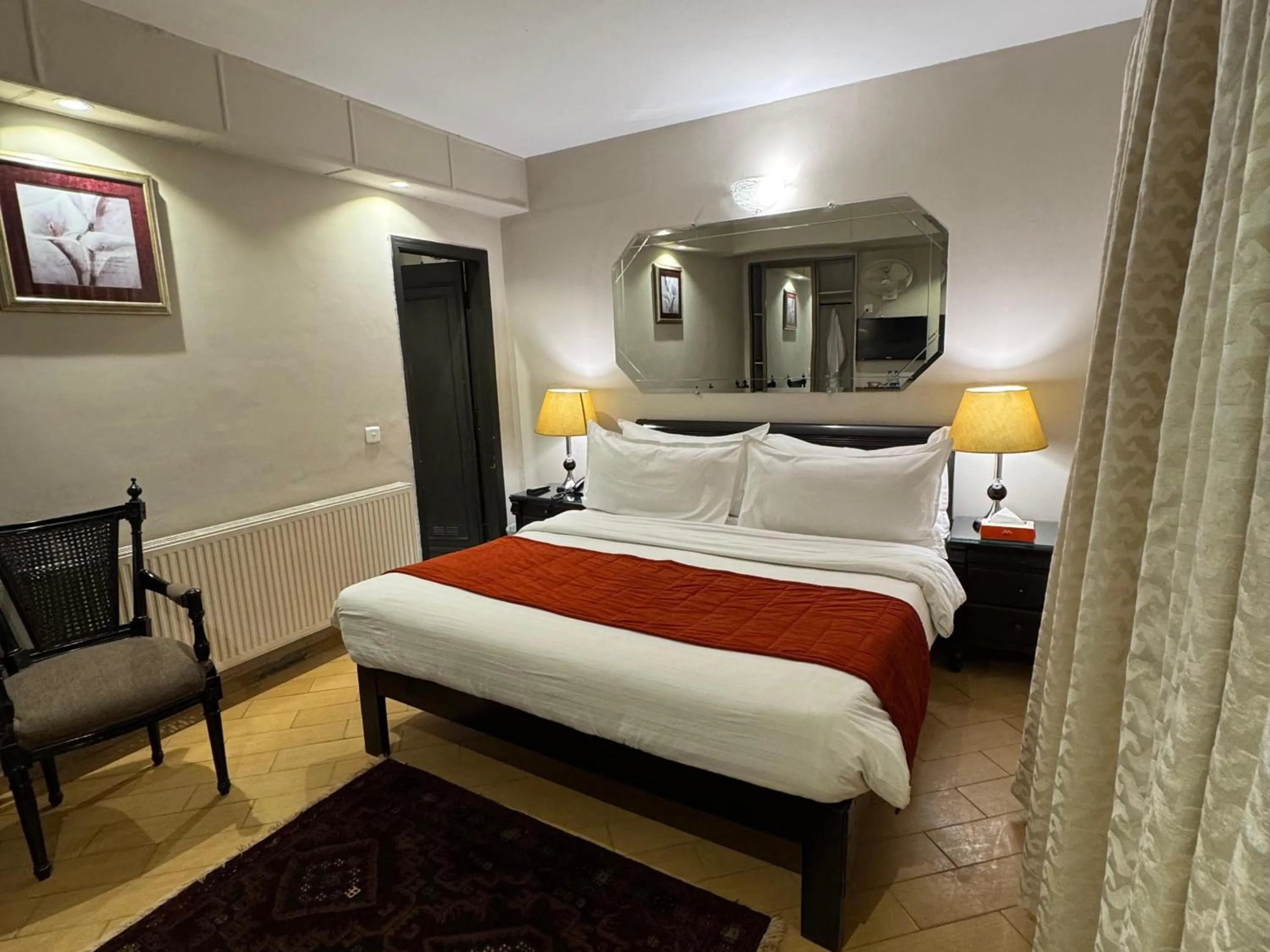 Bed in Maisonette Firhill Hotel & Resort