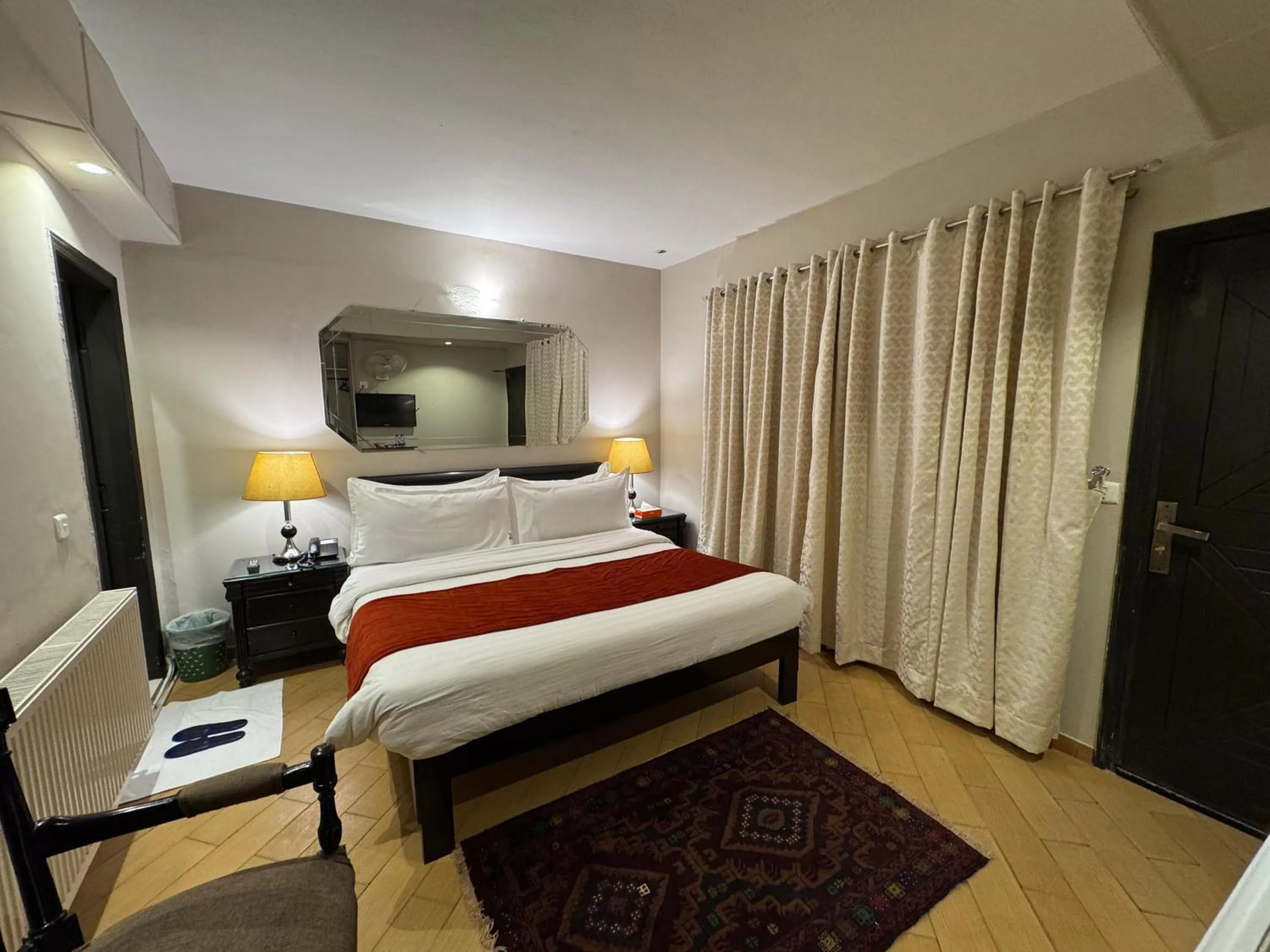 Bed in Maisonette Firhill Hotel & Resort