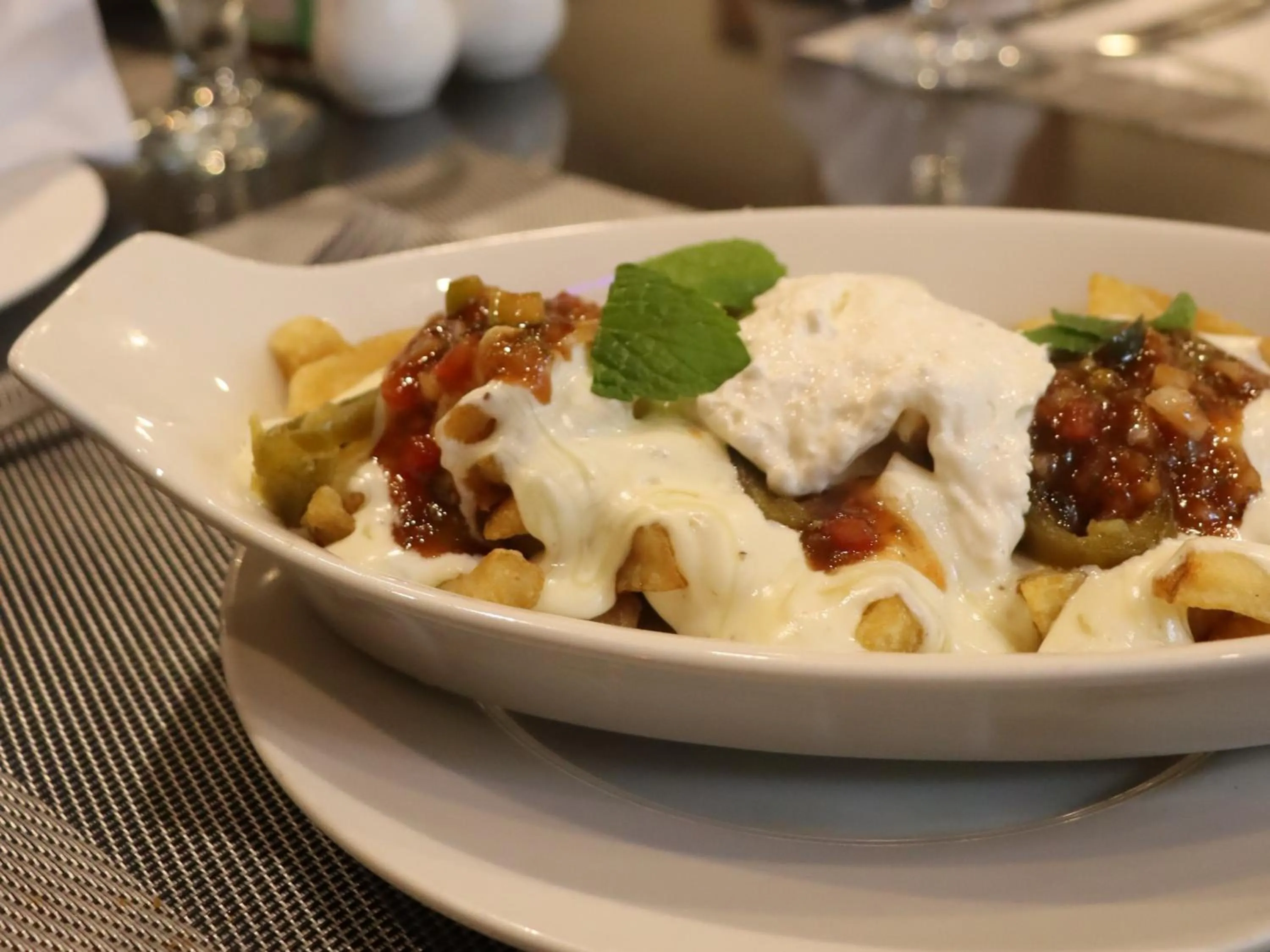 Food and drinks in Maisonette Firhill Hotel & Resort